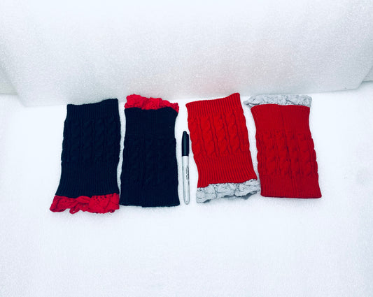 #241 - Lot Of 2 - Gently Used Wrist Warmers - (IN CONDITION & COLOR AS SHOWN)