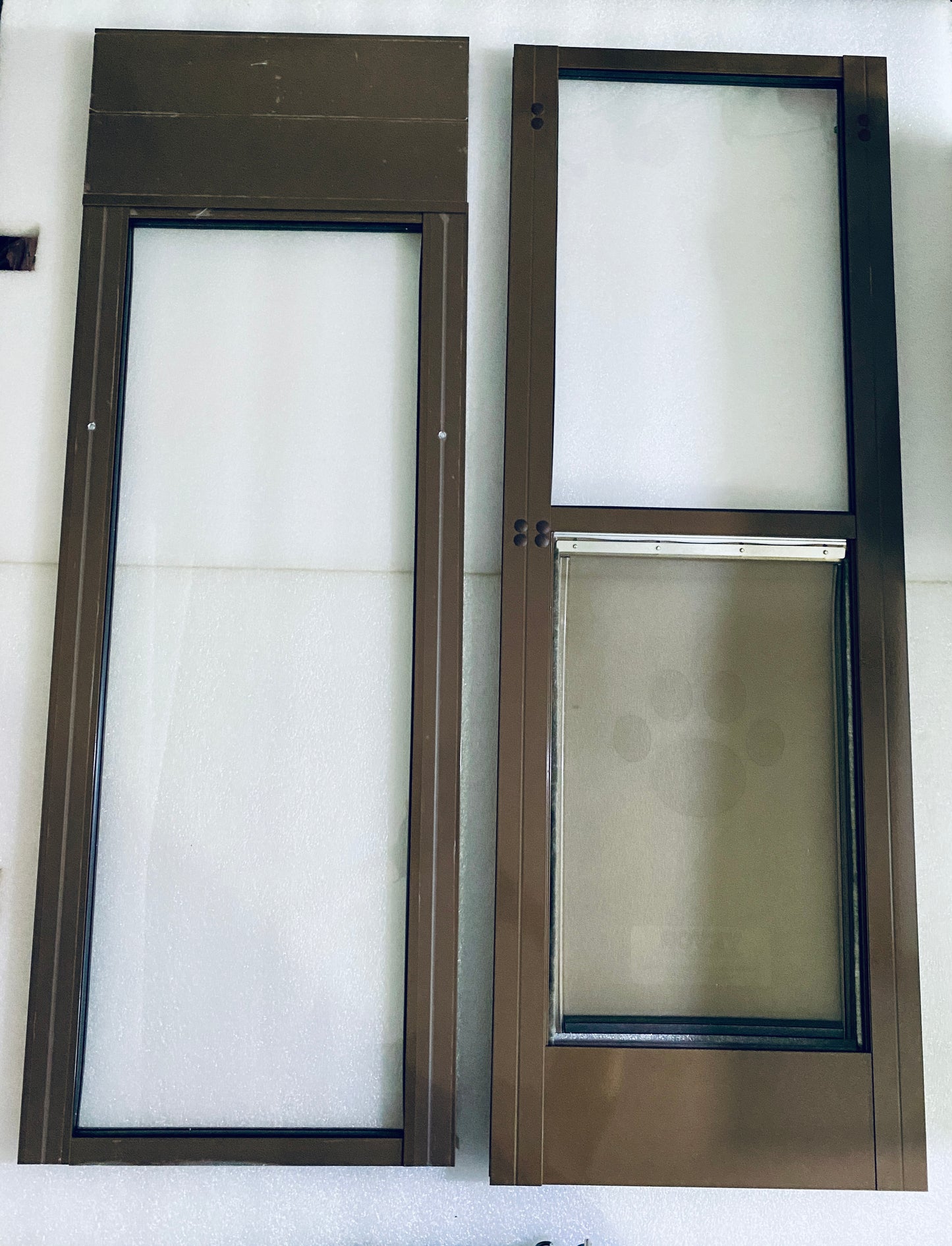 New Other VEVOR Dog Door For Sliding Glass Door W/ 10 1/4” x 16 1/4” Flap, Brown