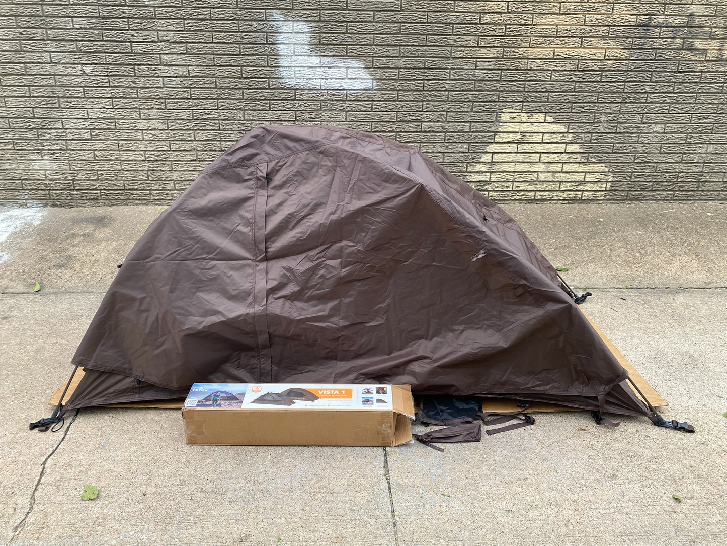 New Other Teton Sports Quick Dome Camping & Backpacking Tent W/ Clip-On Rainfly