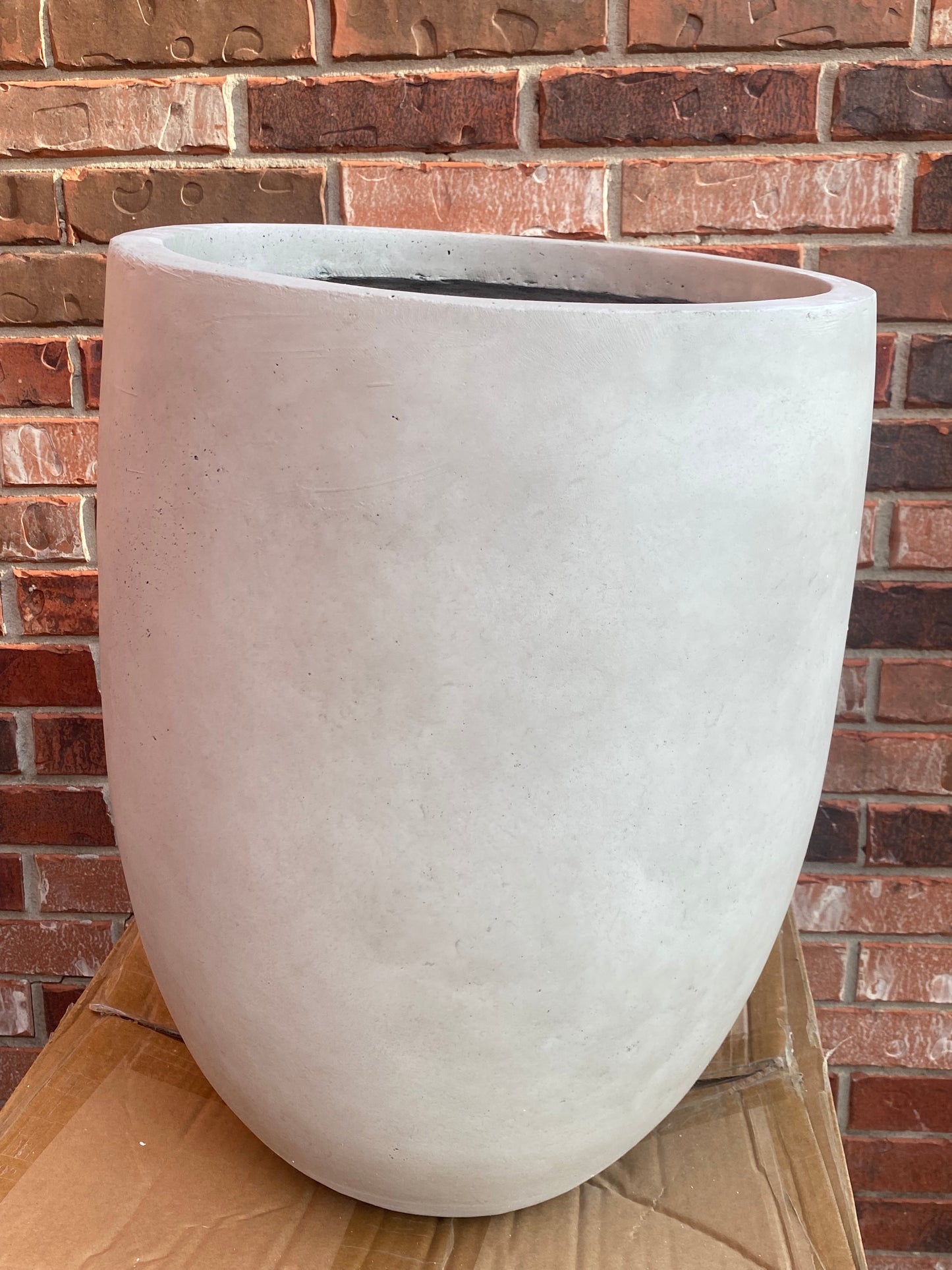 New Kante 21.7” Weathered Concrete Tall Modern Round Large Planter W/ Rubber Plug
