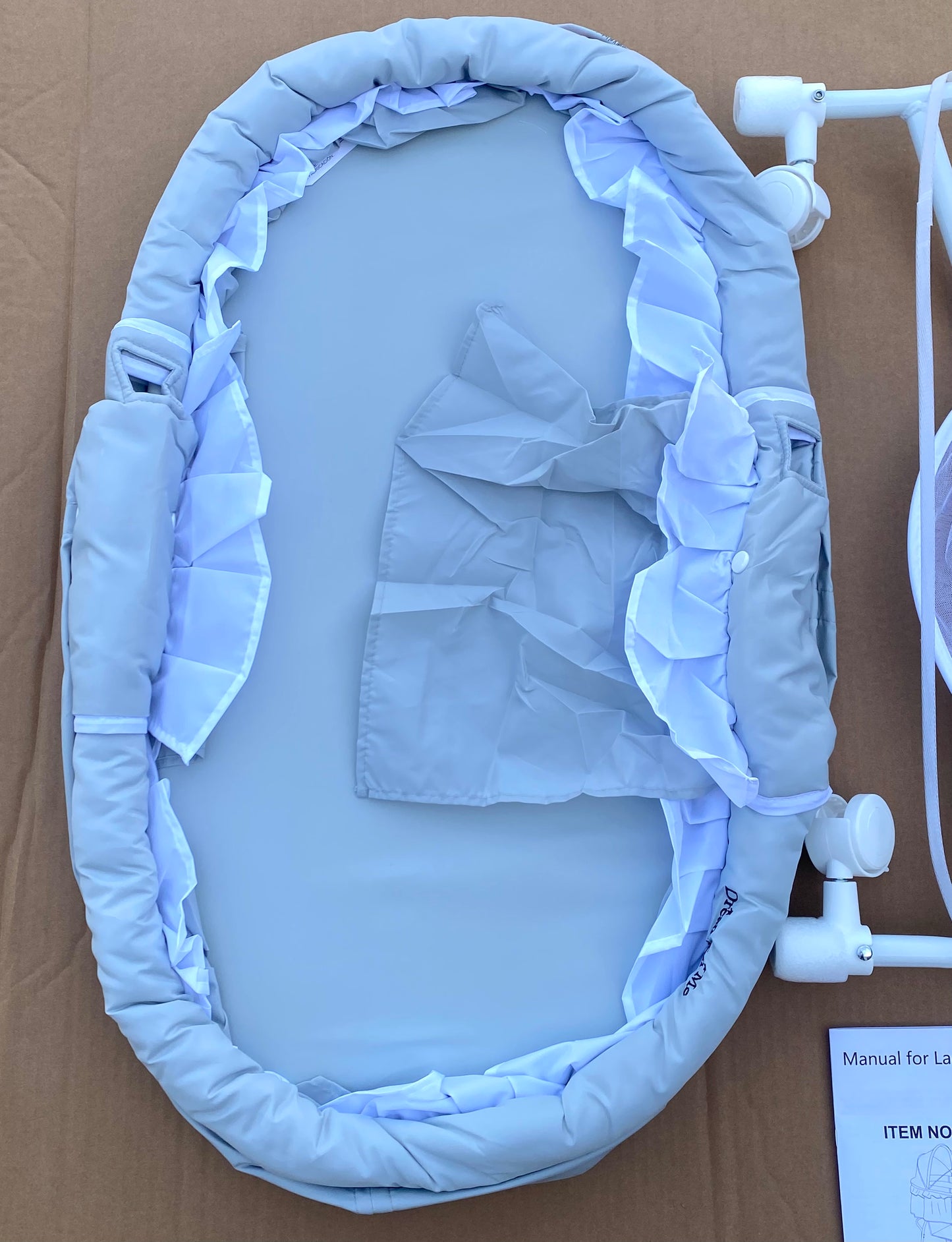 new Other - Dream Of Me Portable 2-In-1 Lacy Bassinet, Light Gray