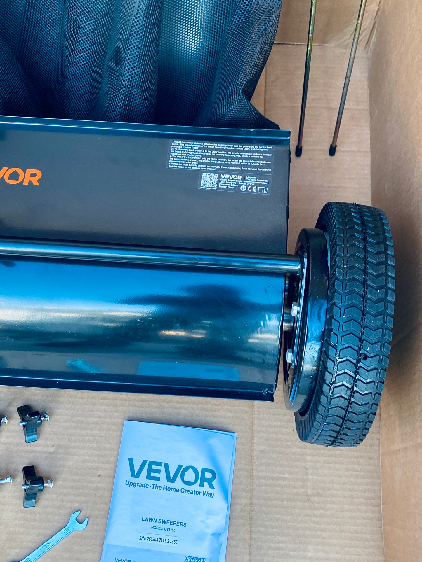 New Other Vevor Push Lawn Sweeper 26” Leaf & Grass Collector, Rubber Wheels