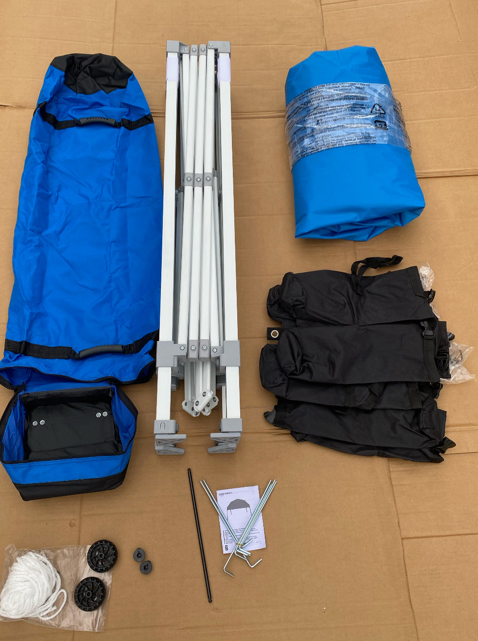 Like New Amazon Basics Portable Outdoor 10’x10’ Pop Up Canopy Tent W/ Carry Bag