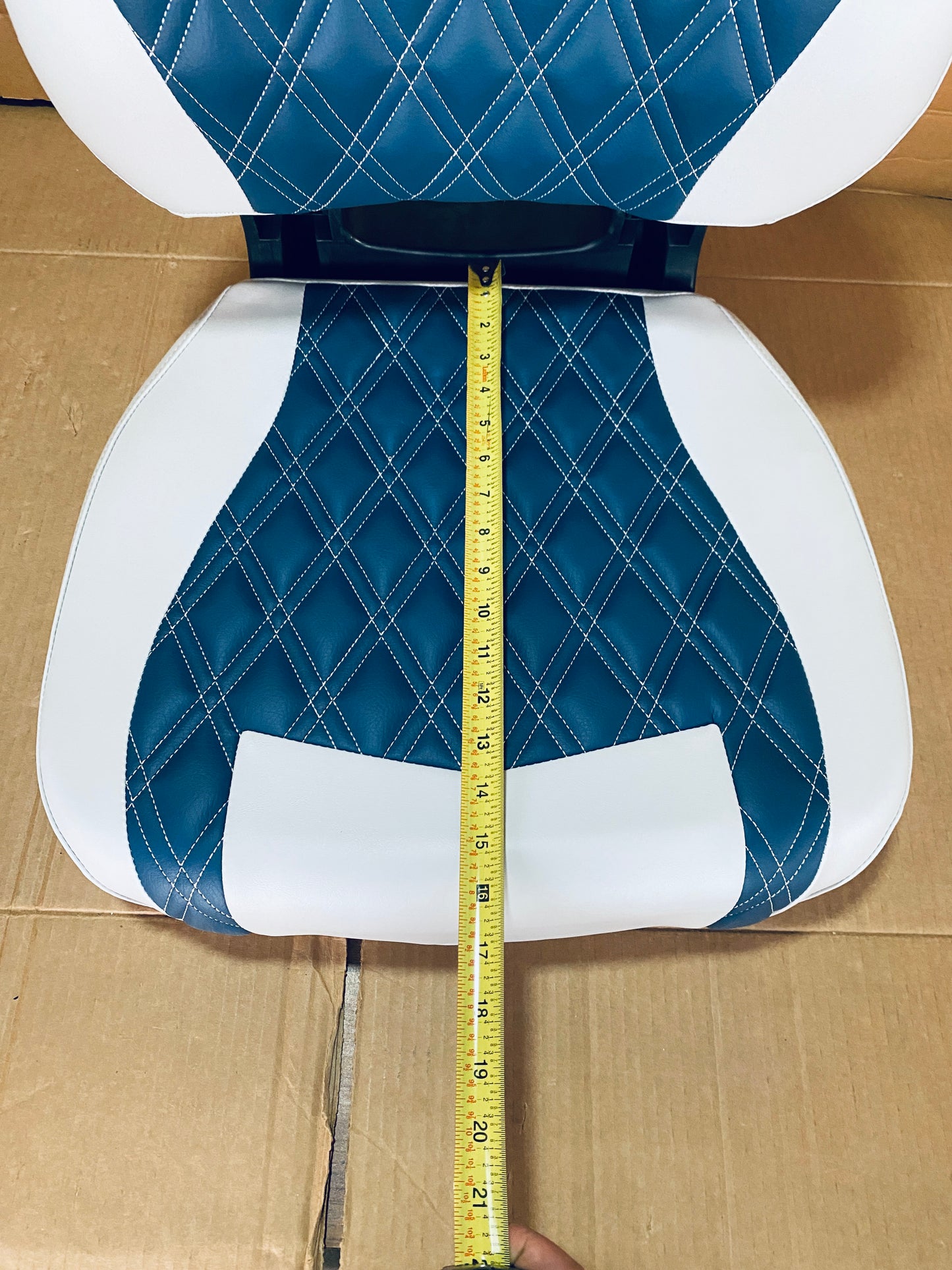 New Other Lippert Folding Pontoon Boat Seat With Contoured Foam Cushioning
