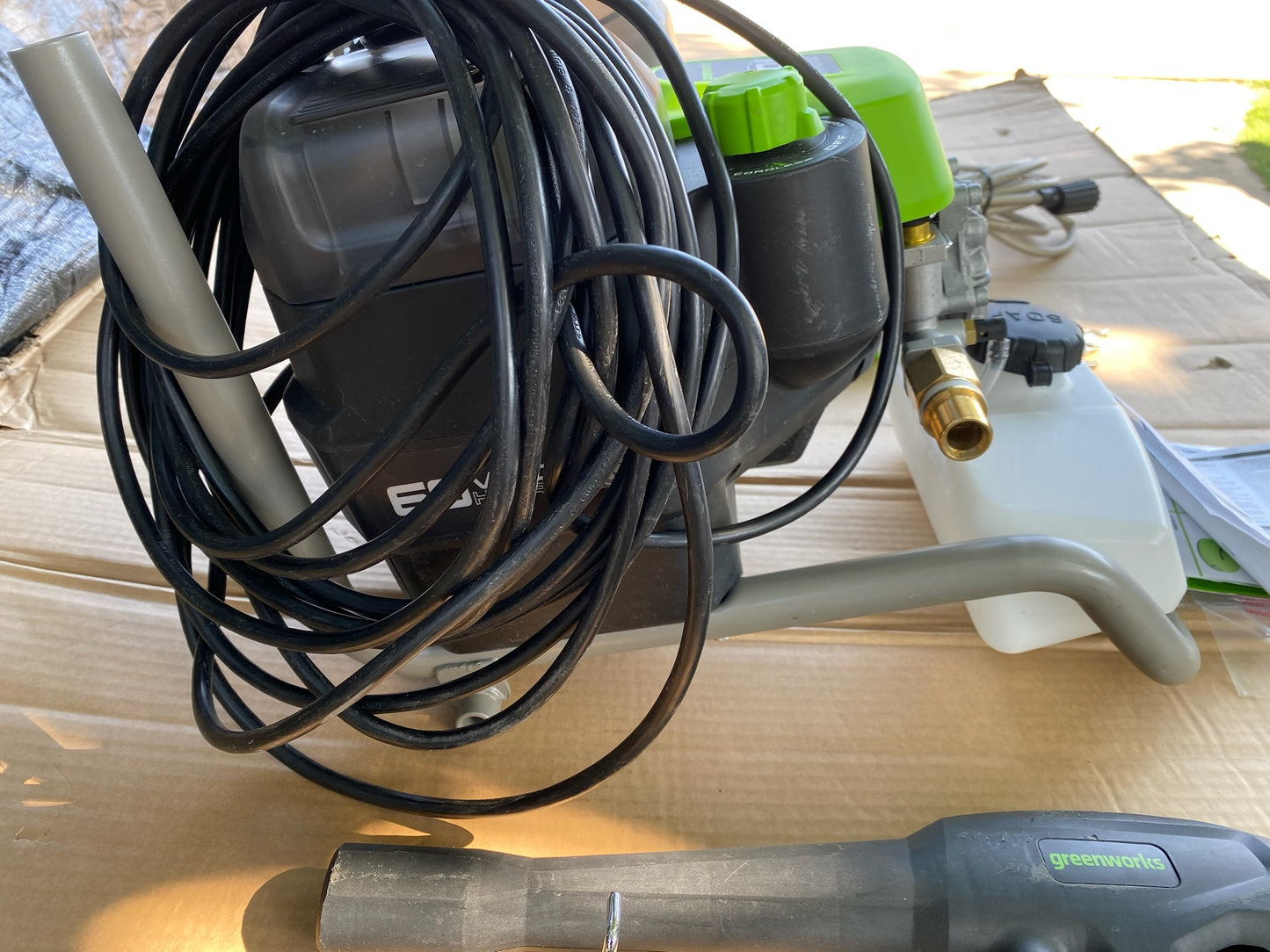Greenworks 60V 1800PSI Max 1.1 GPM Hybrid 120V/Cordless Electric Pressure Washer