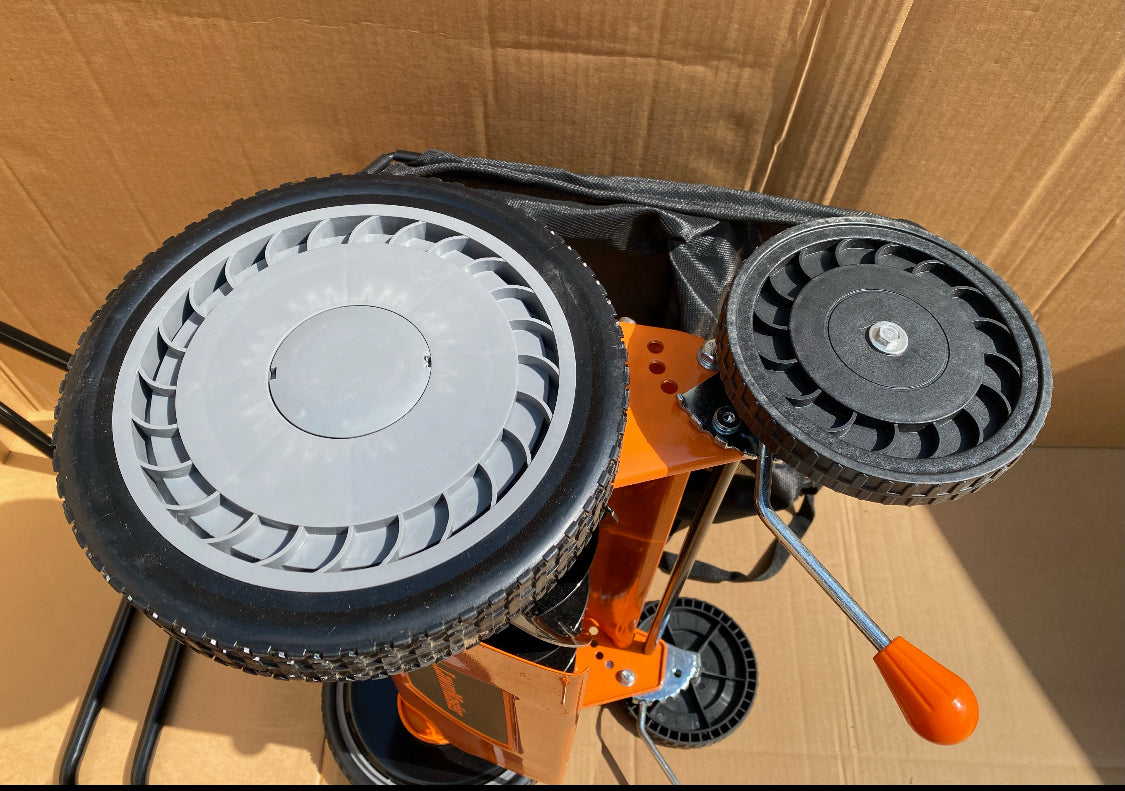 LawnMaster 18-Inch  5-Blade Push Reel Lawn Mower, Orange/Black