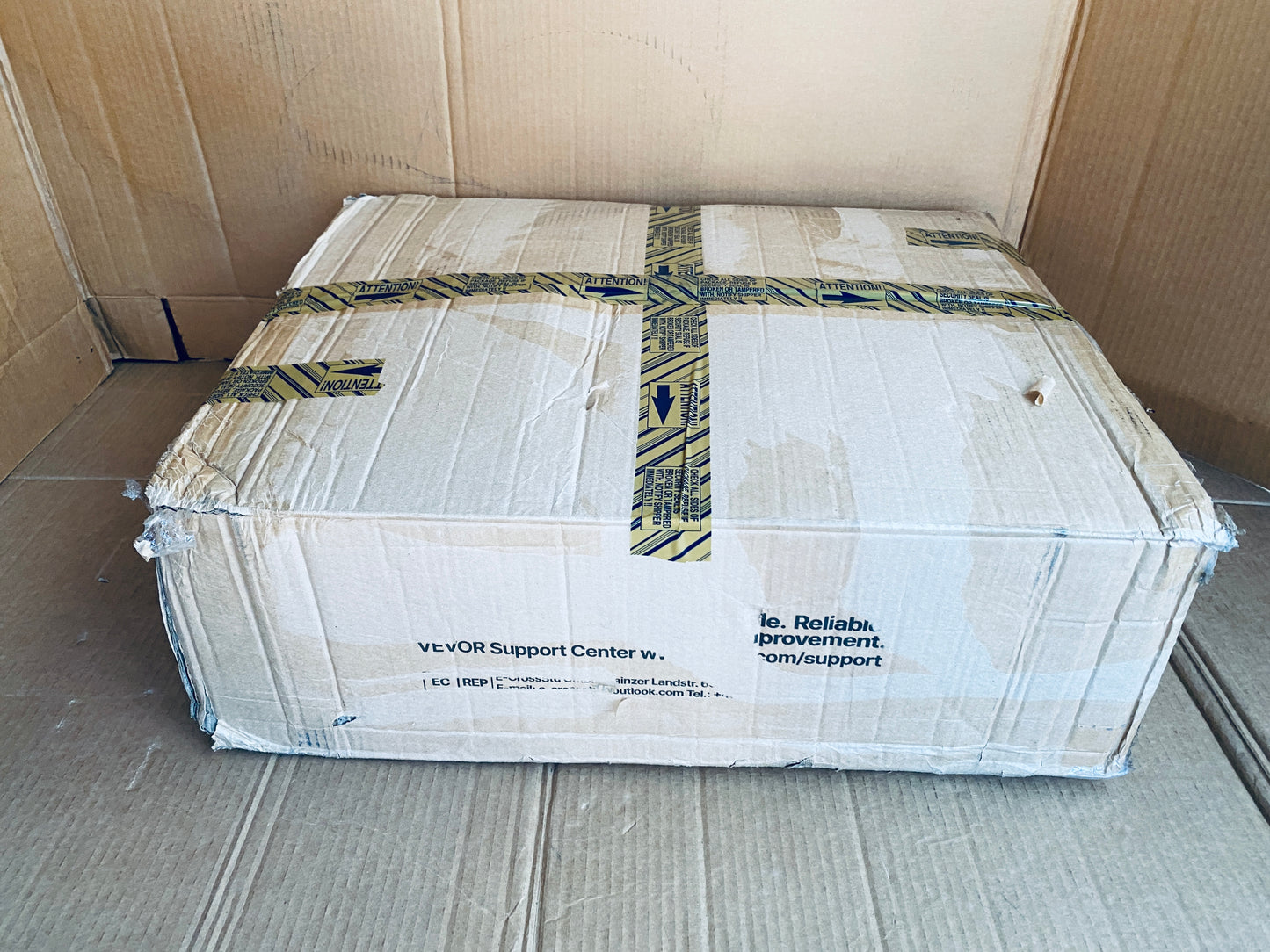 New Open Box VEVOR Water Hose Reel Cart, Holds Up to 300ft Hose With 4 Wheels