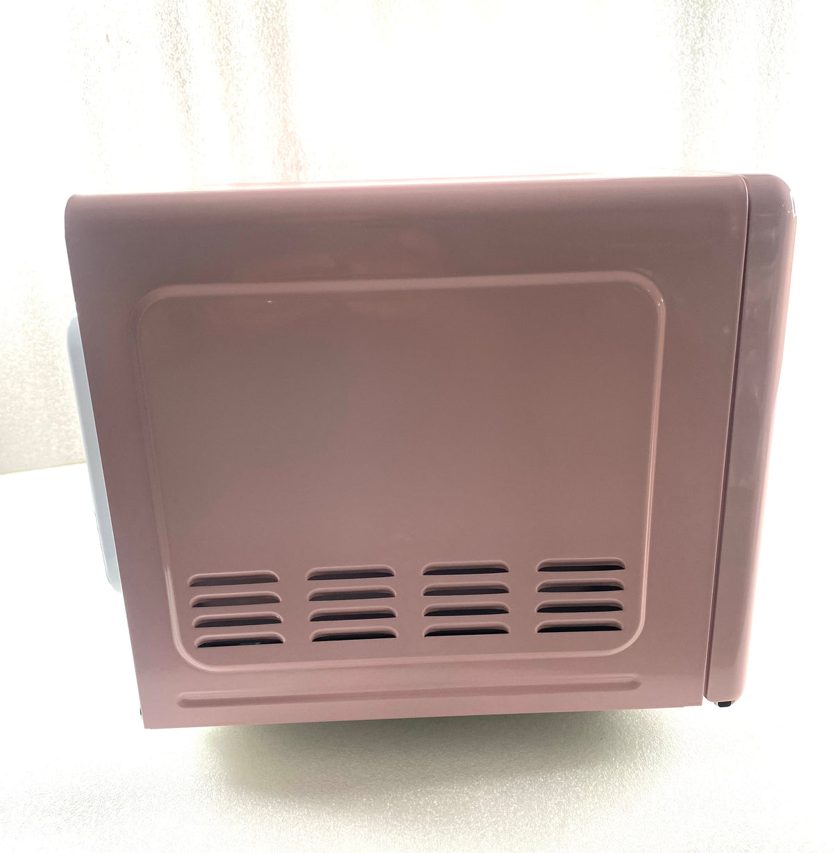 New Other Nostalgia 0.7 Cu. Ft. Retro Microwave, Pink
