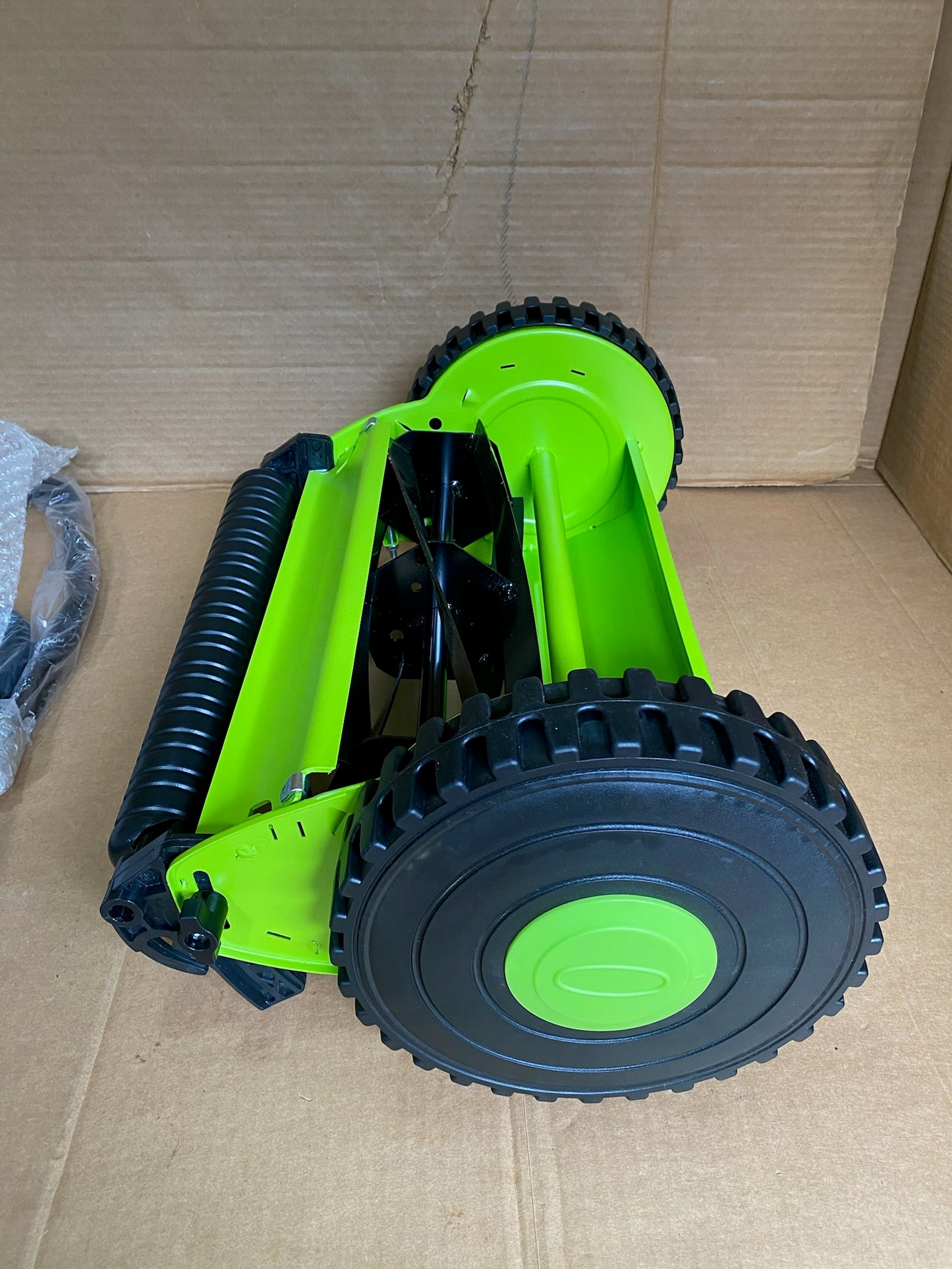 New Other Garvee 14" 5-Blade Manual Walk-Behind Push Reel Lawn Mower, Green