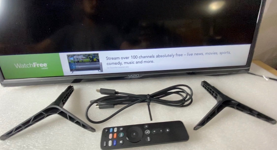 Like New VIZIO D-Series 720P 32” Class LED Smart TV, Black