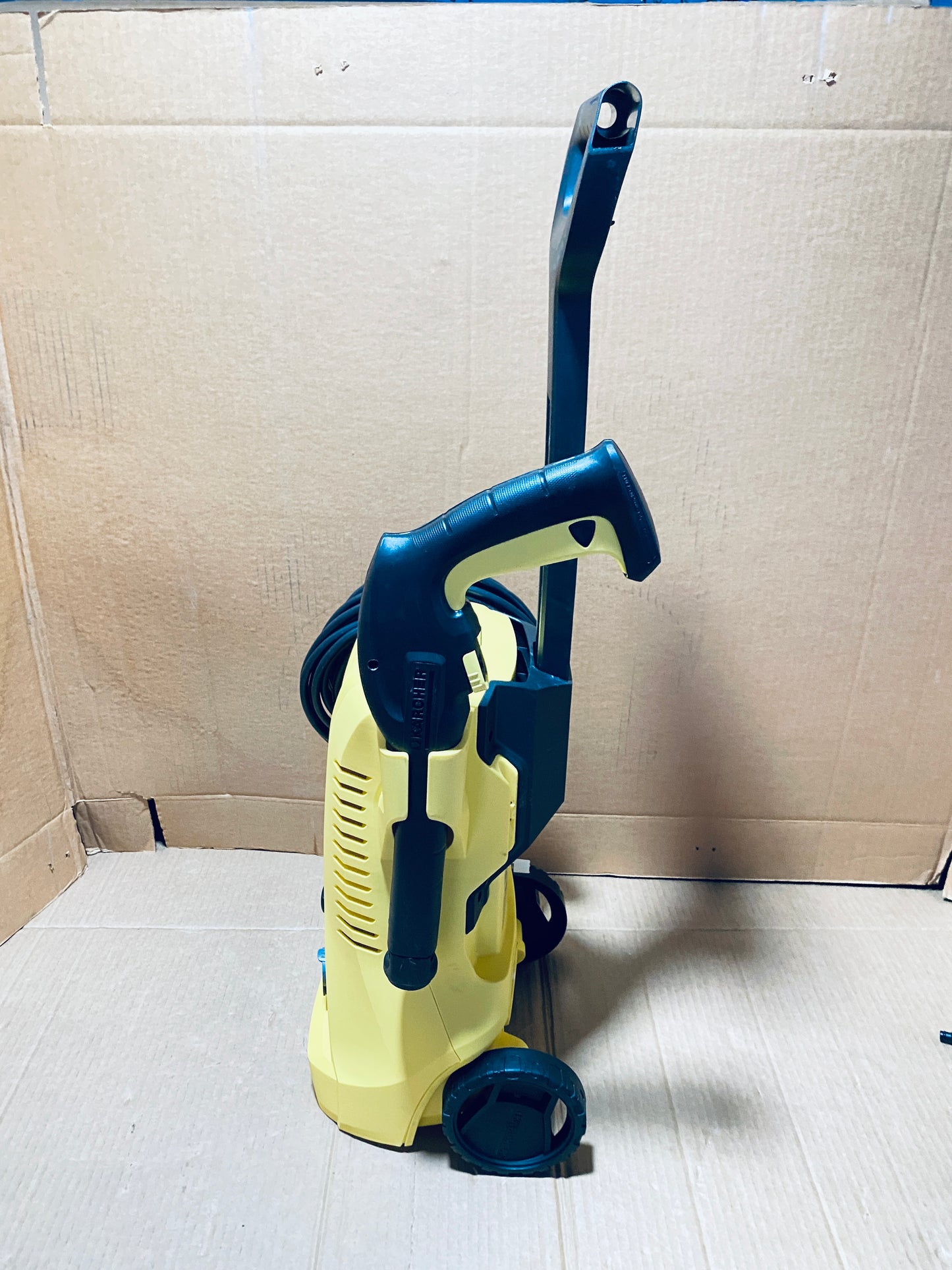 Kärcher K2 Power Control Pressure Washer With 2000 Max PSI & 25 ft. Hose
