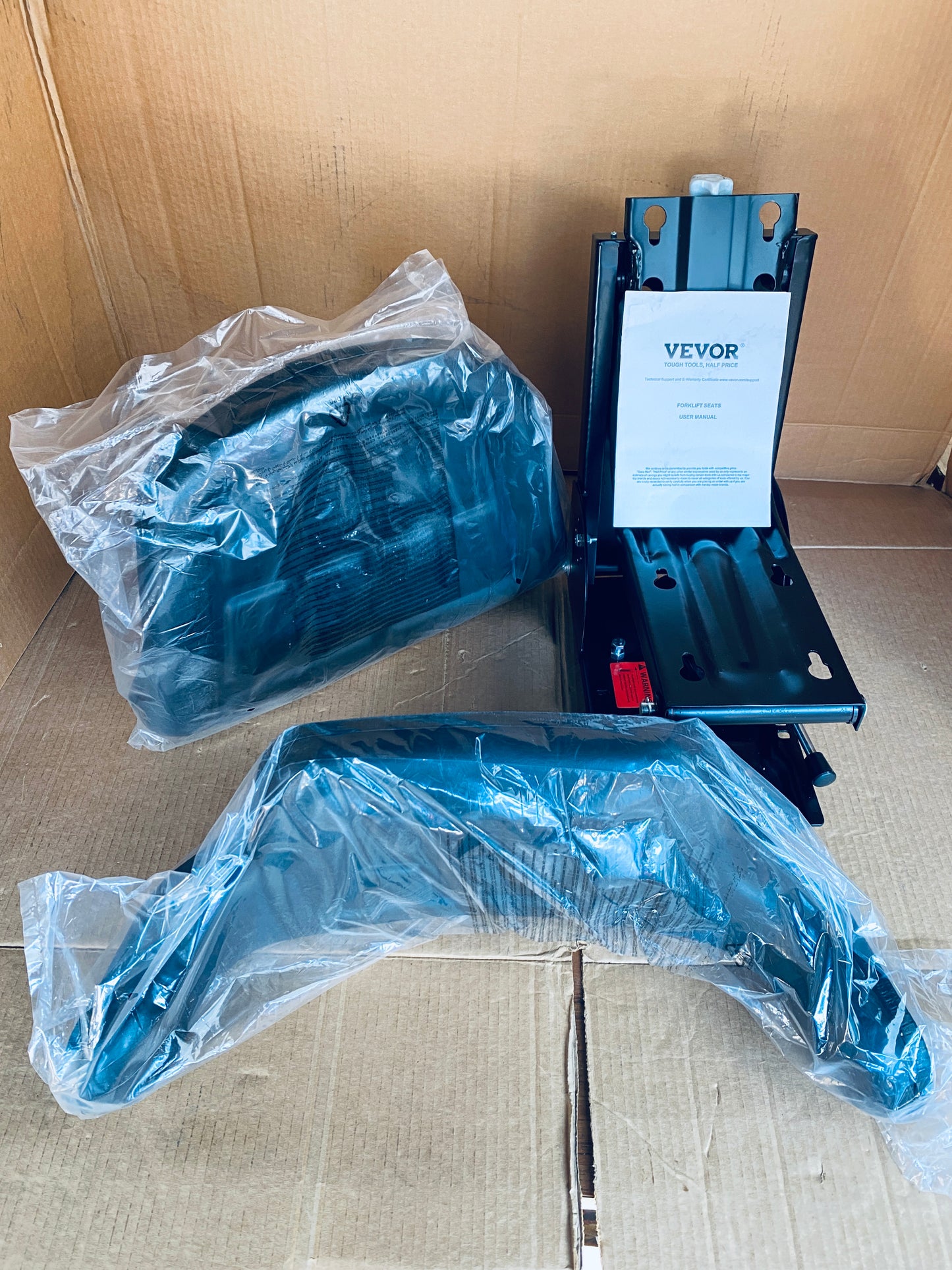 New Other VEVOR Universal Adjustable Forklift/Tractor Seat With Micro Switch, Black