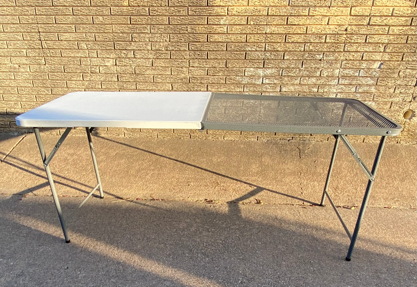 YITAHOME 2-In-1 Metal & Plastic Folding Table For Outside Grilling - (READ)
