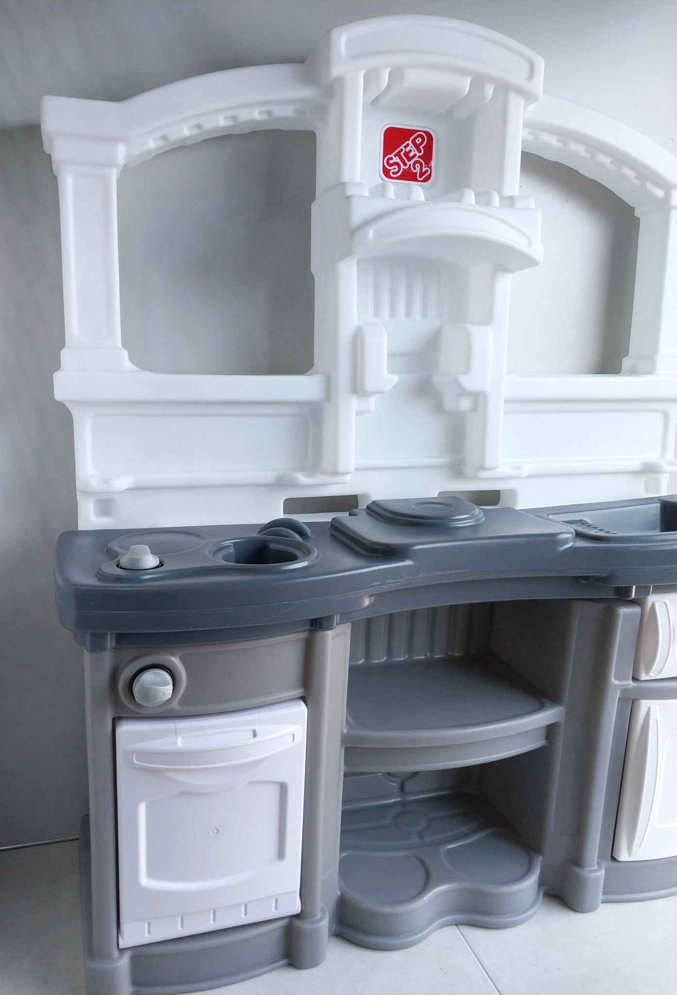 New Other-Step2 Fun With Friends Kids 41" Kitchen Playset Indoor/Outdoor- (READ)