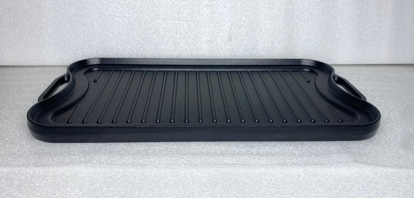 new Other Amazon Basics Pre-Seasoned Cast Iron Reversible Grill, Black - (READ)