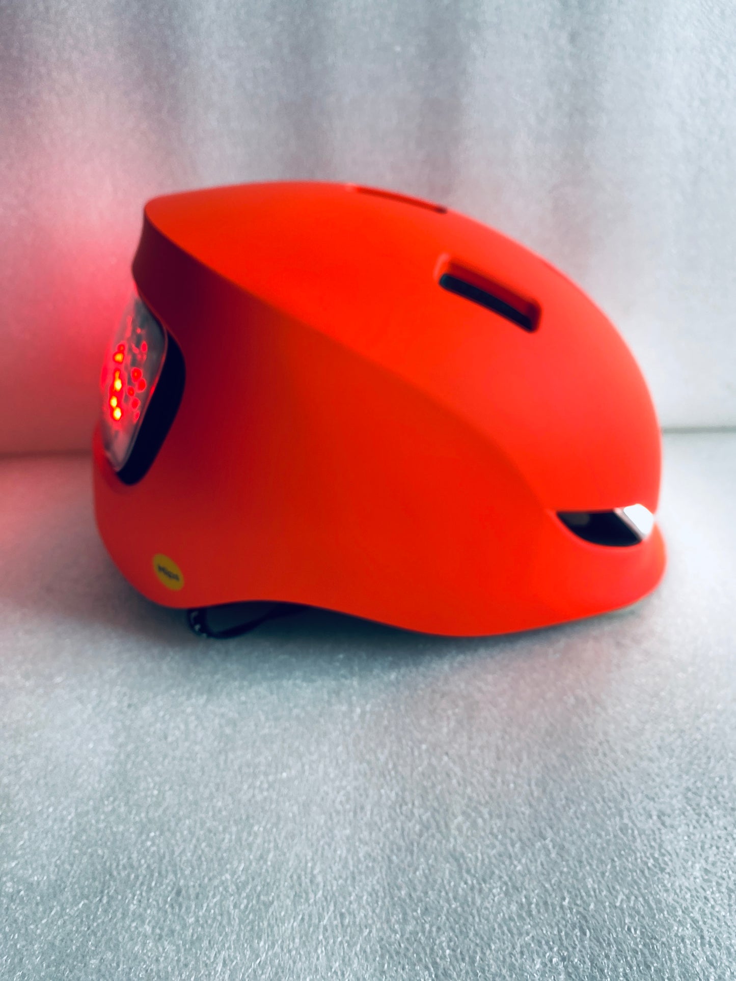 New Other Lumos Matrix Size M/L Bluetooth Fluorescent Red Smart Helmet W/ Remote