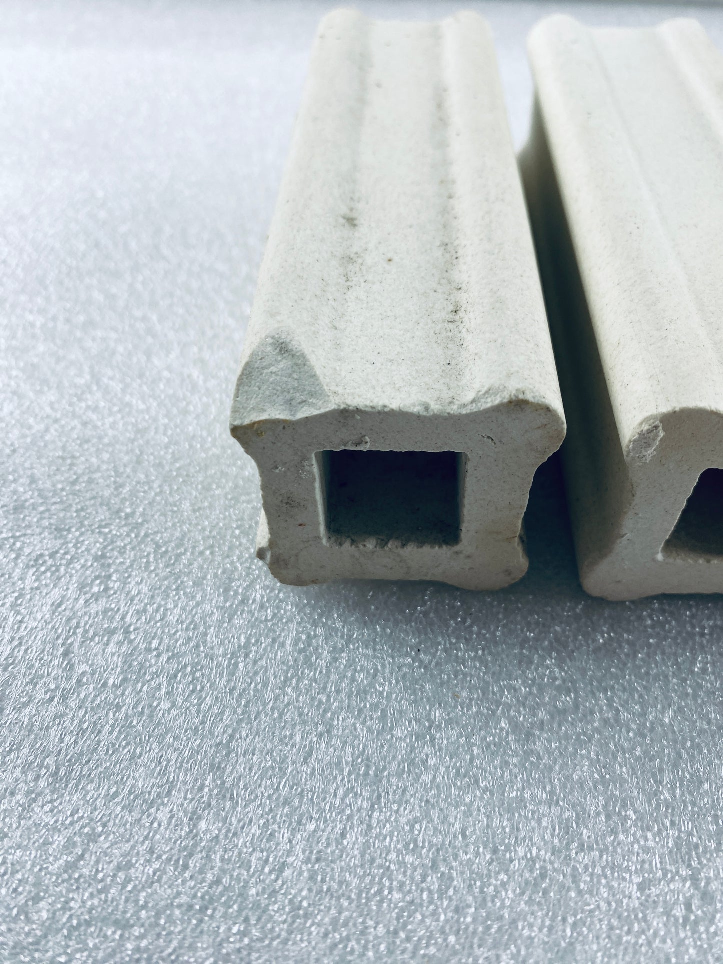 Lot Of 4 - Kiln Approx. 5" Tall x 1 1/2" Wide Squared End Posts