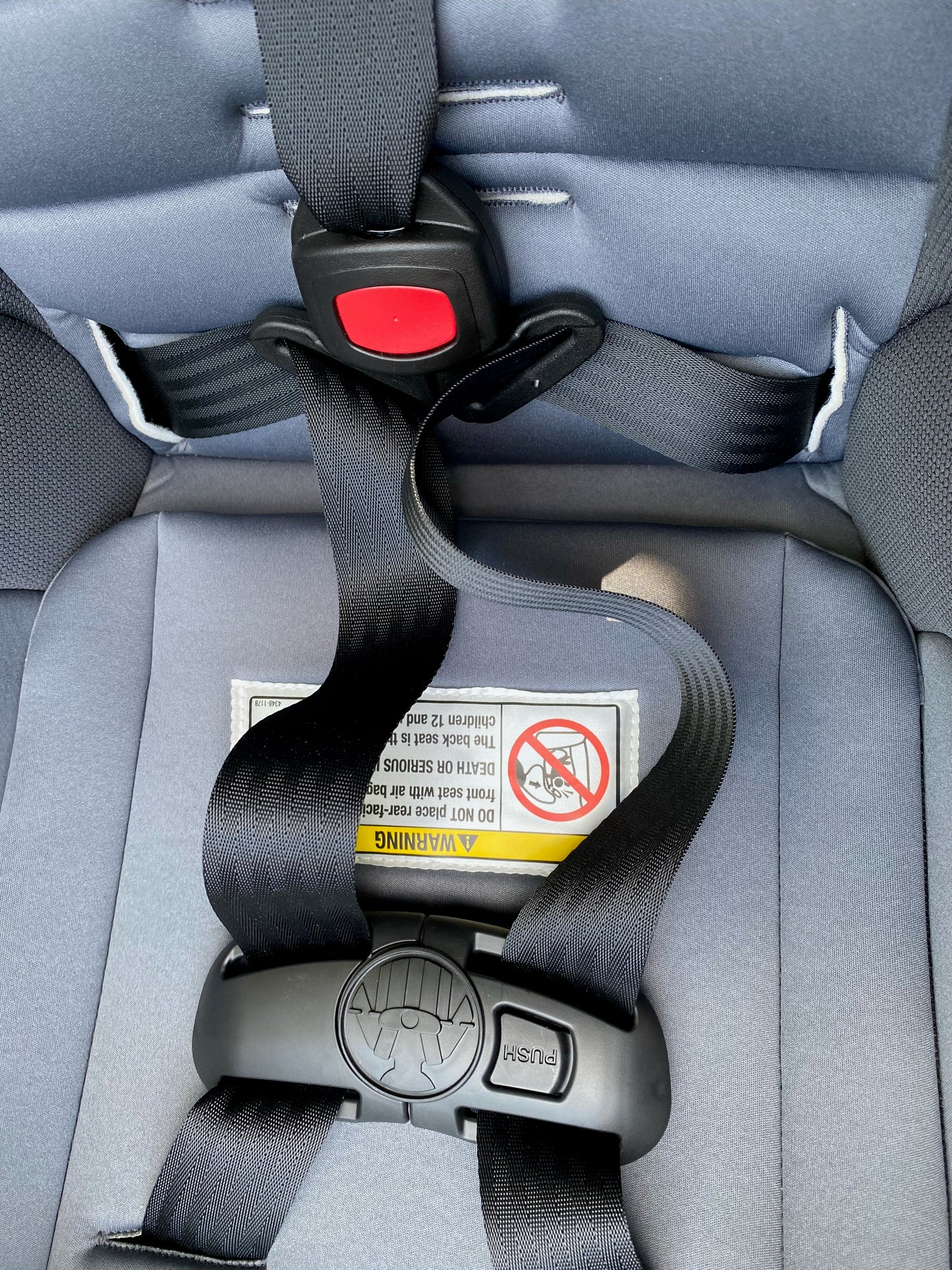 Like New Safety 1st Ellaris 3-in-1 Convertible Rear & Forward-Facing Car Seat