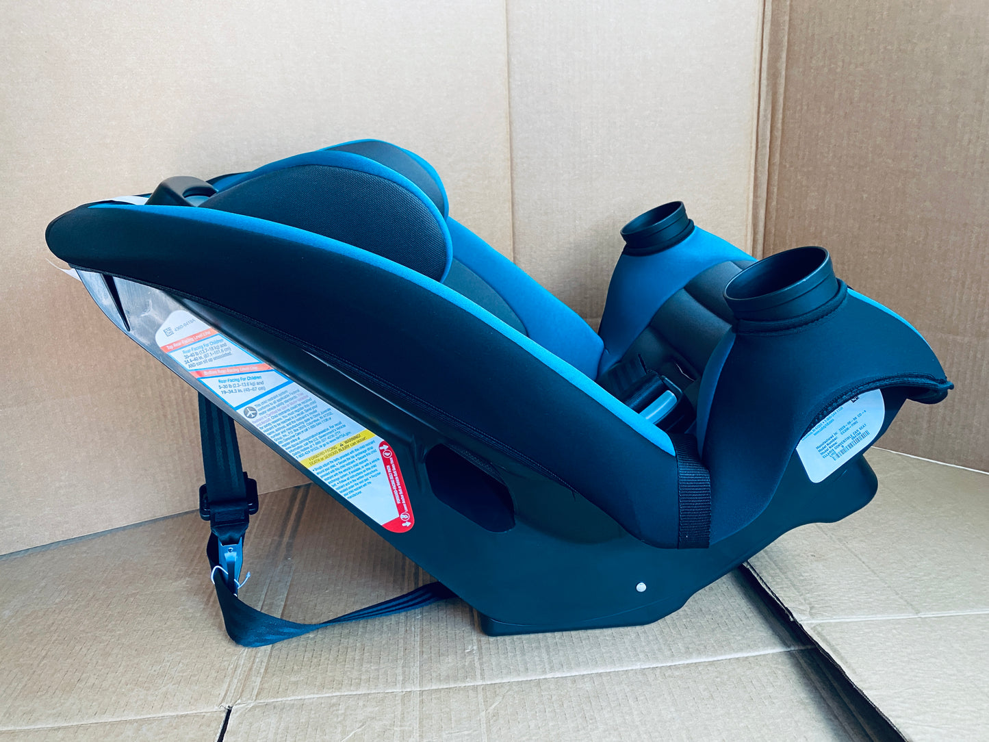 New Open Box Safety 1st Ellaris 3-in-1 Convertible Rear&Forward-Facing Car Seat
