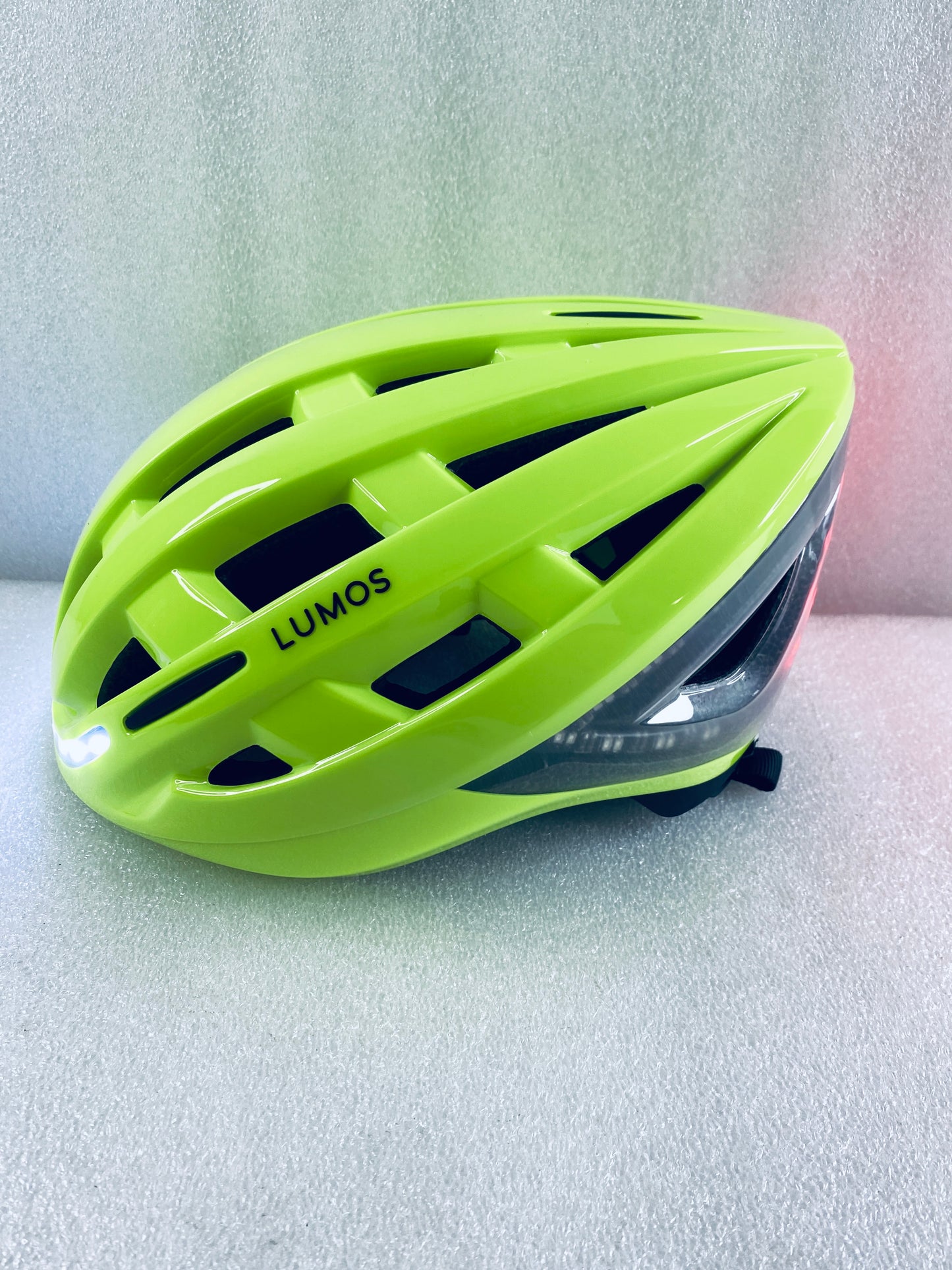New Other Lumos Kickstart II M/L Electric Lime Smart Bike Helmet With Remote