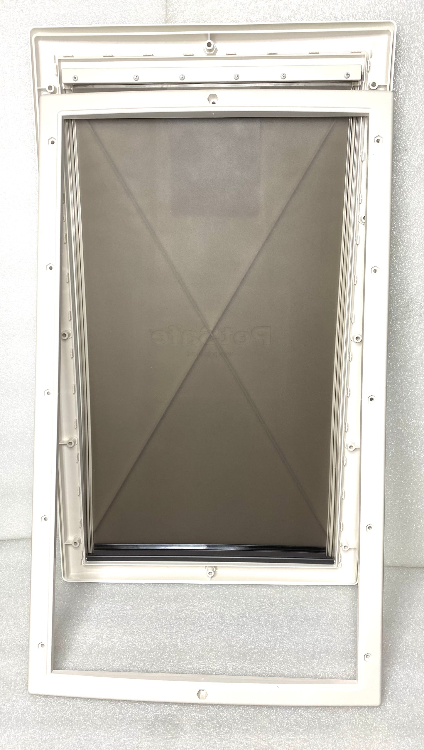new Other - PetSafe Plastic Pet Door for Extra Large Dogs Weighing Up to 220 lb - (READ)
