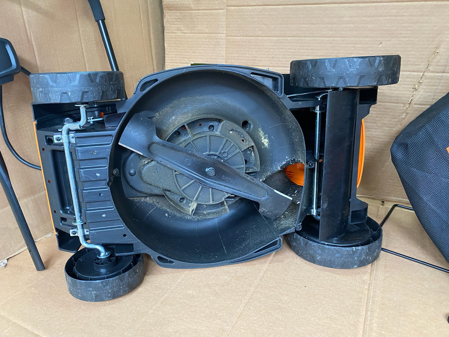 LawnMaster MEB1114K Electric Corded Lawn Mower 14” 11AMP