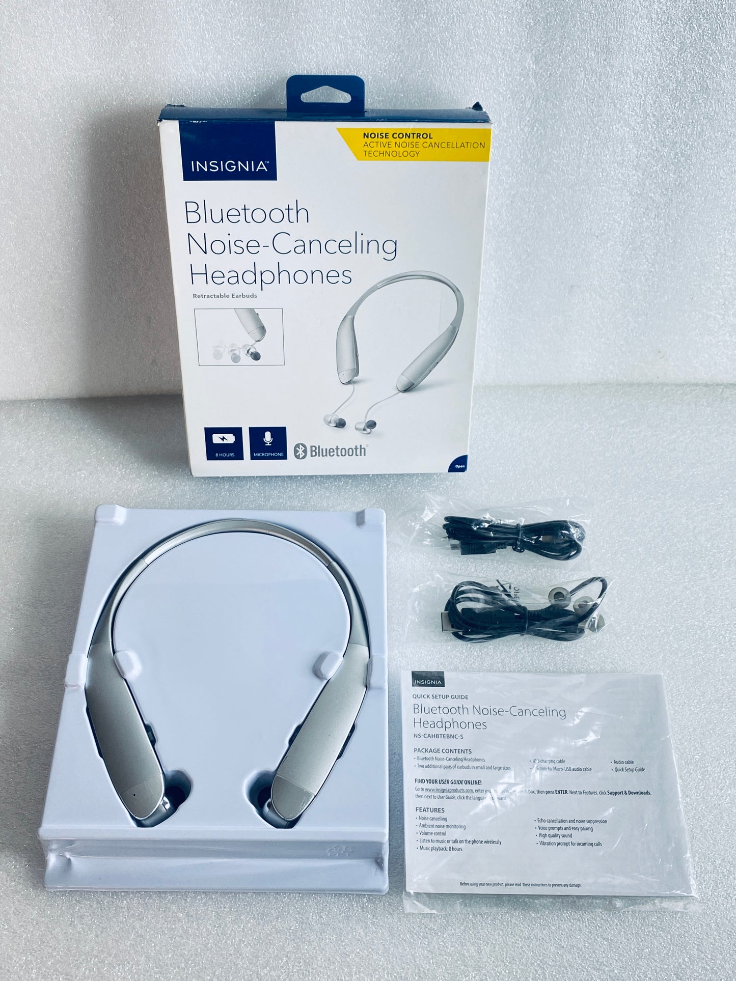 insignia Bluetooth Silver Noise-Canceling Wireless In-Ear Headset NS-CAHBTEBNC-S