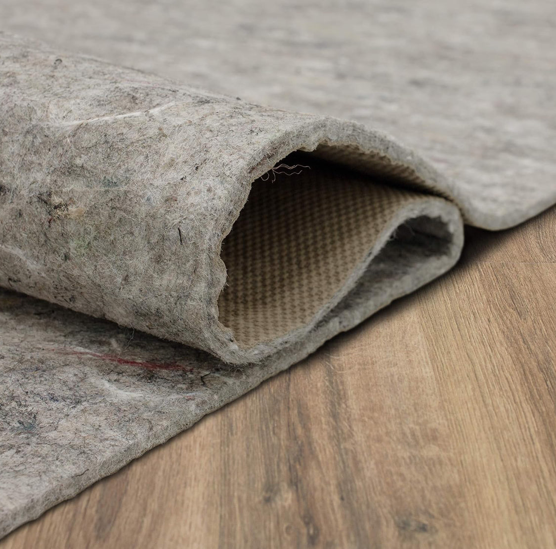 New Open Box Mohawk Home Non Slip Rug Pad 8'x10' 1/4" Thick Felt + Latex Gripper