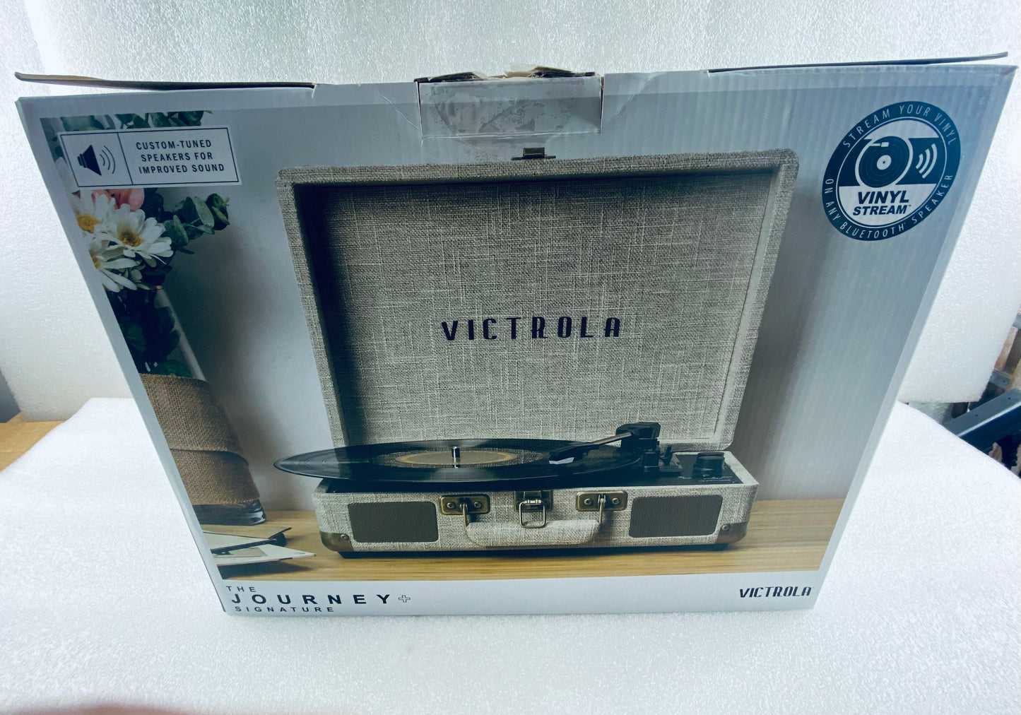 New Open Box Victrola The Journey Signature, Suitcase Vinyl Record Player
