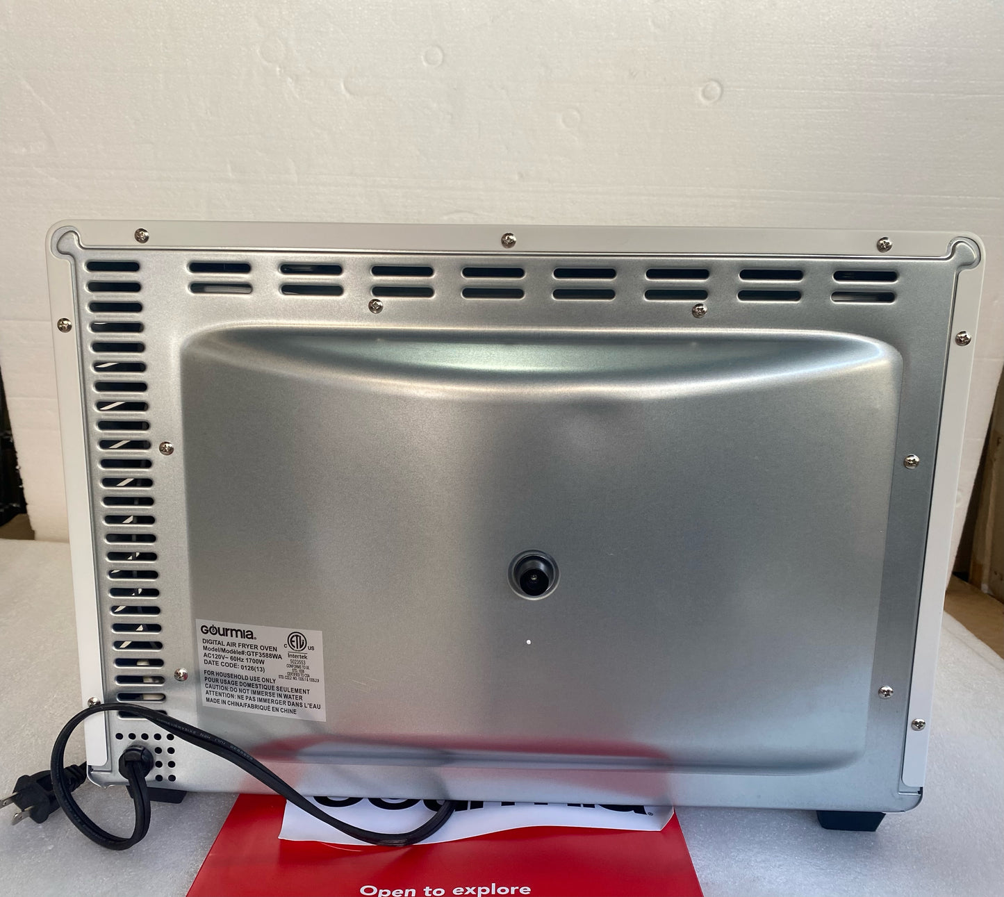 Like New Gourmia 27Qt French Door Air Fryer Oven With  FryForce 360°, White