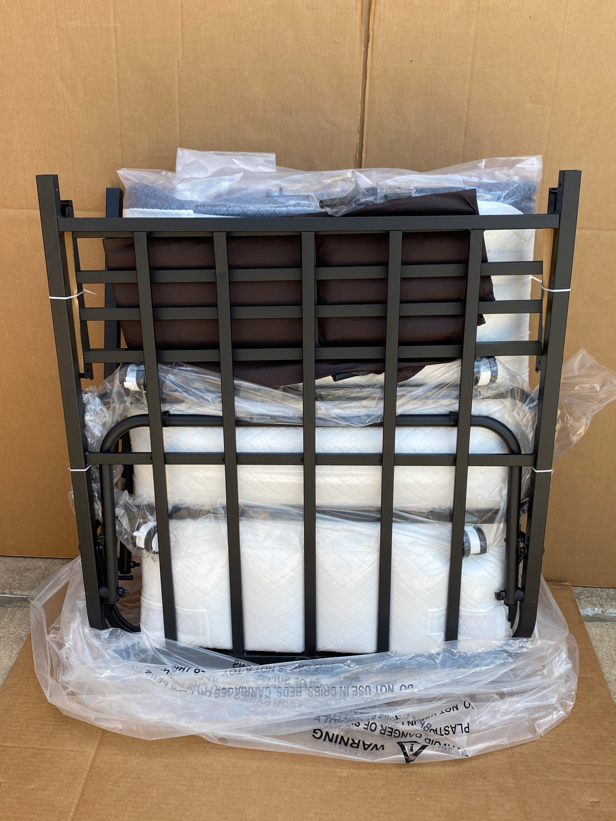 New Open Box Decofy Portable Folding Bed With Wheels & Memory Foam Mattress