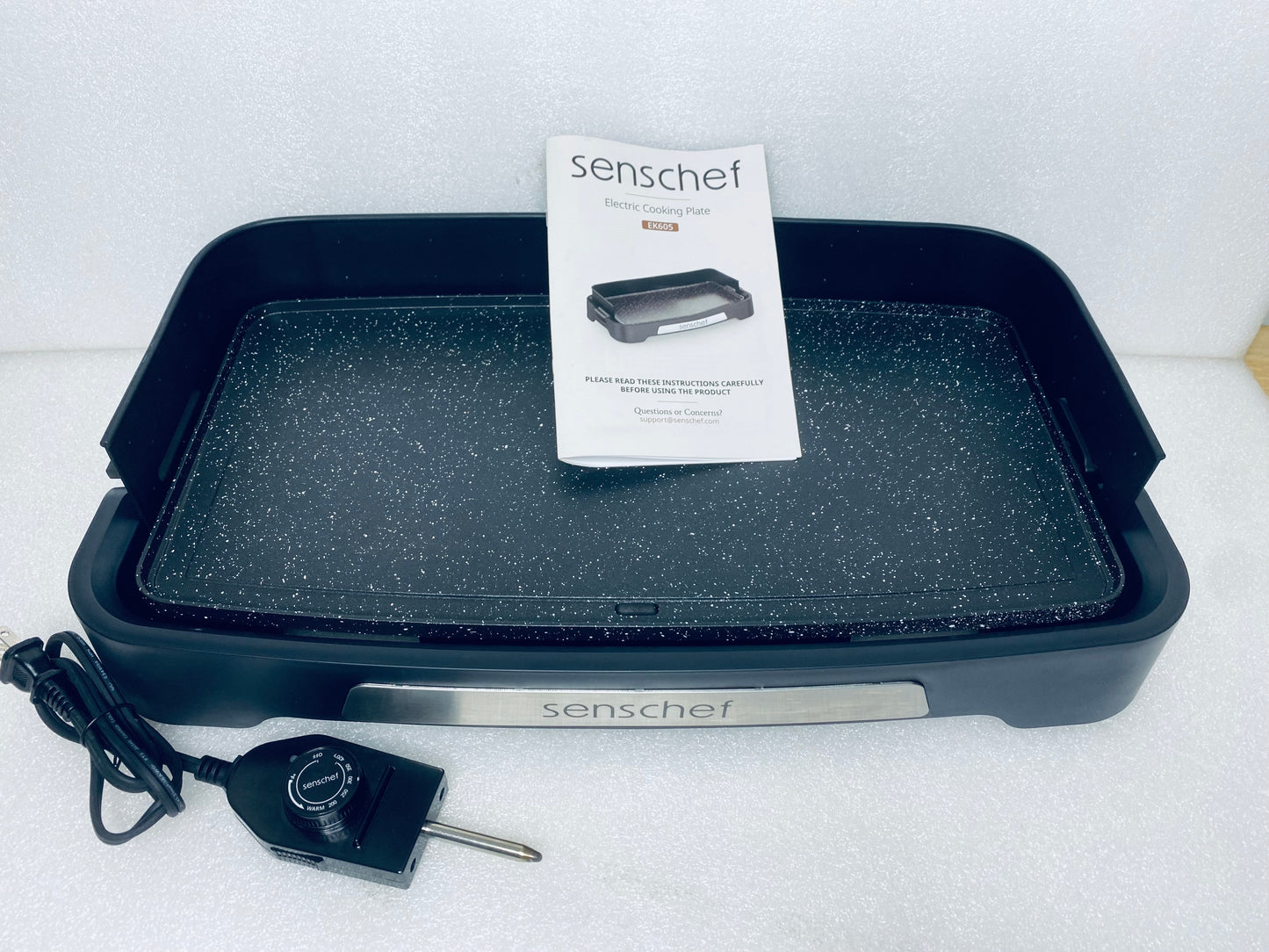 Senschef Cleansnap Everyday Electric 20” Griddle, Midnight Black