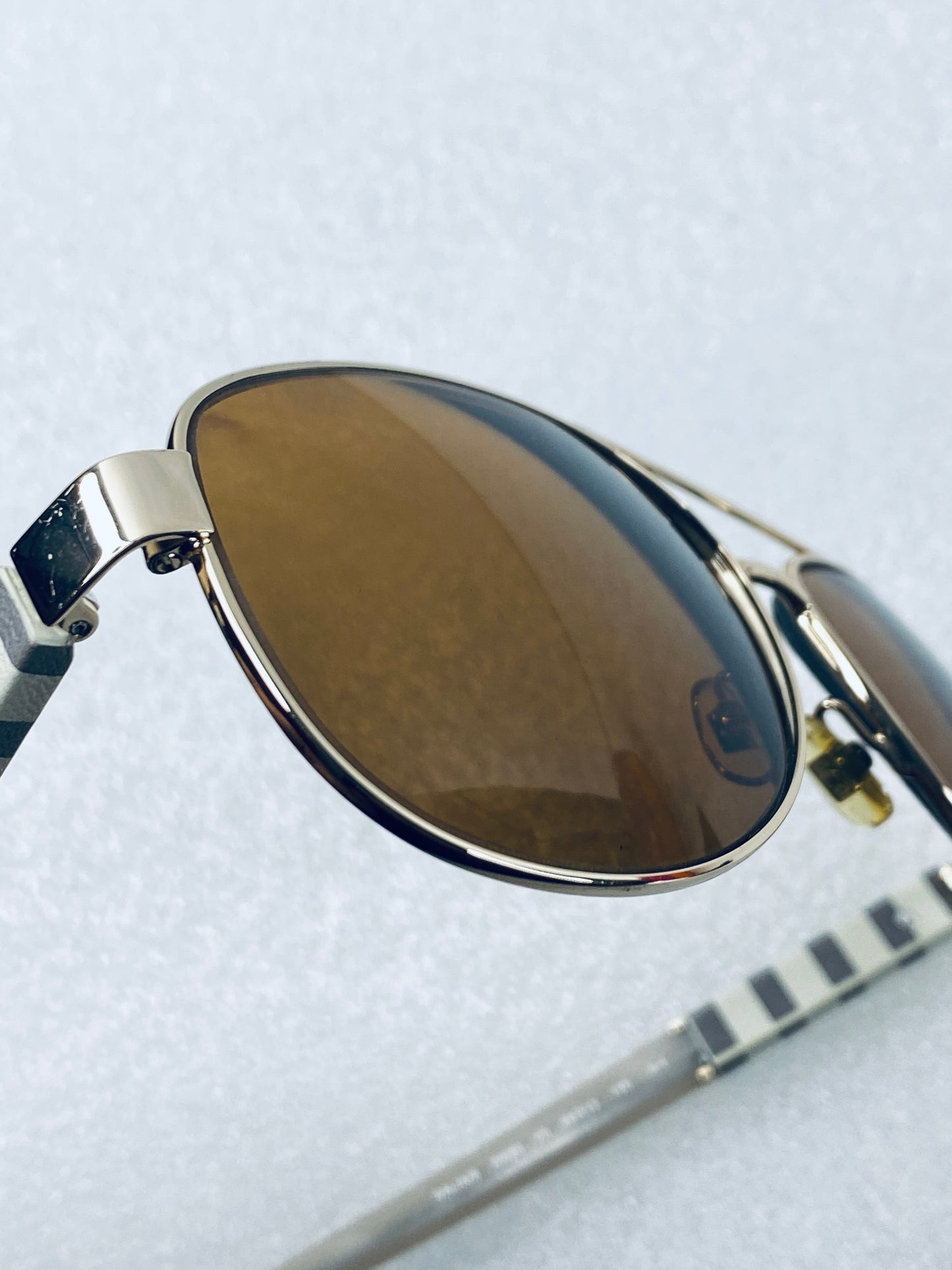 Kate Spade Dalia/S 0W89Y6 Sunglasses 58-12-135 6-4 Brown Lenses, Gold Grey White