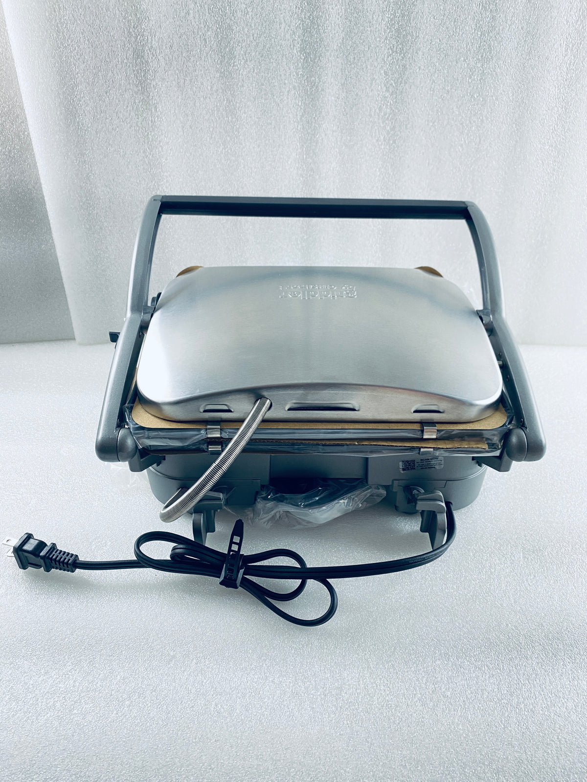New Open Box Cuisinart Indoor 5-in-1 Griddler Grill With Nonstick Cooking Plates