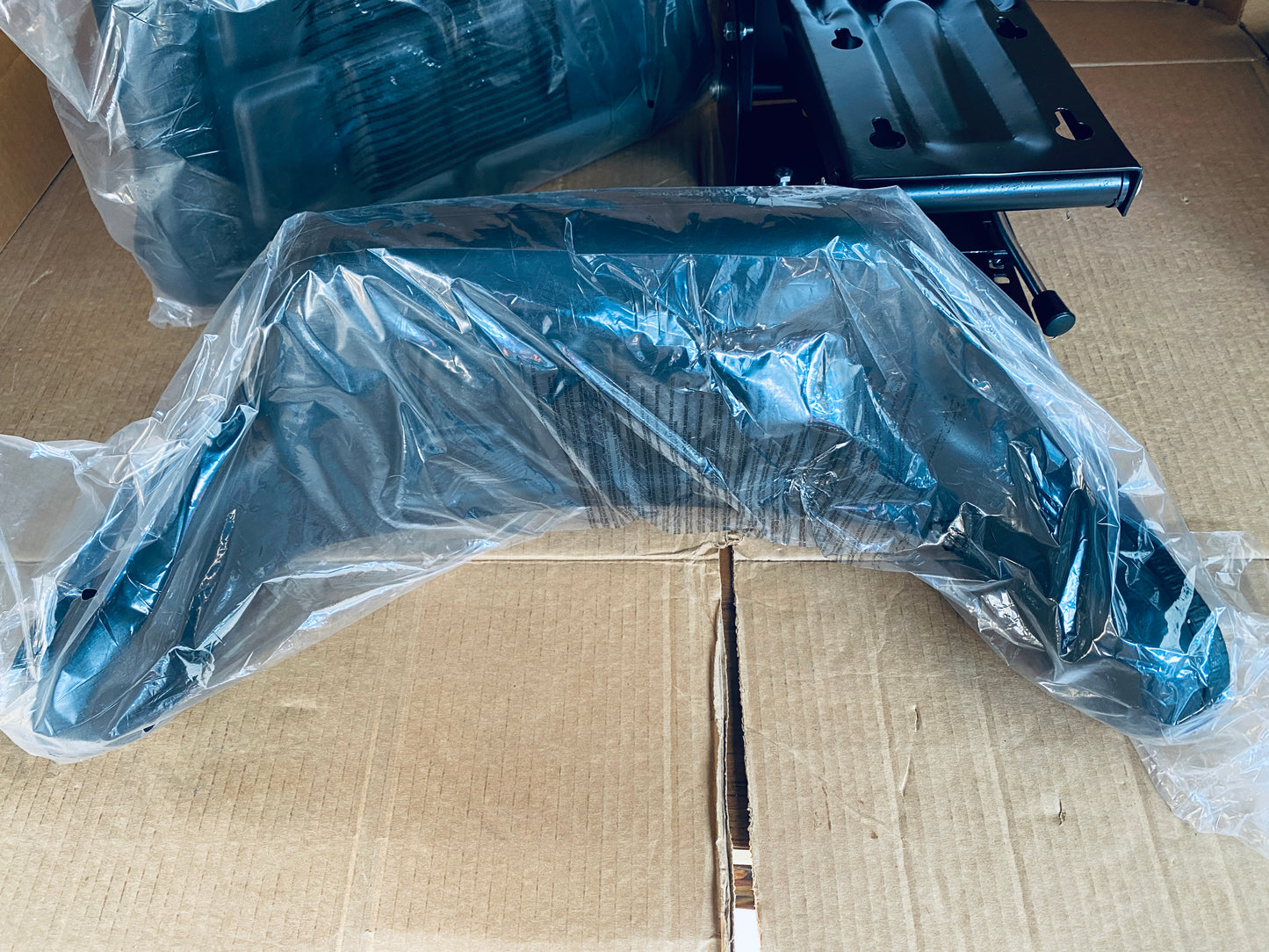 New Other VEVOR Universal Adjustable Forklift/Tractor Seat With Micro Switch, Black