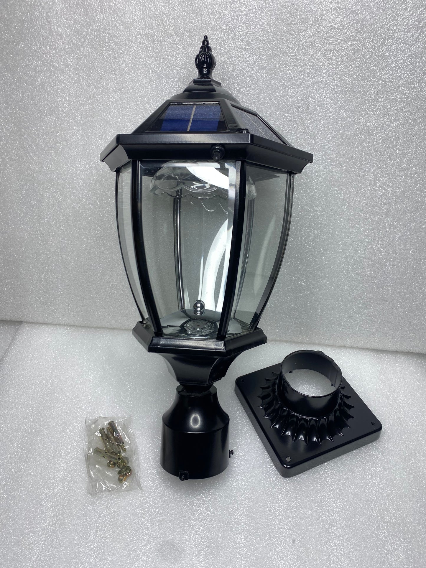 new Other - GYDZ Outdoor Waterproof Solar Post Pole/Pier Mount Lamp Light - READ