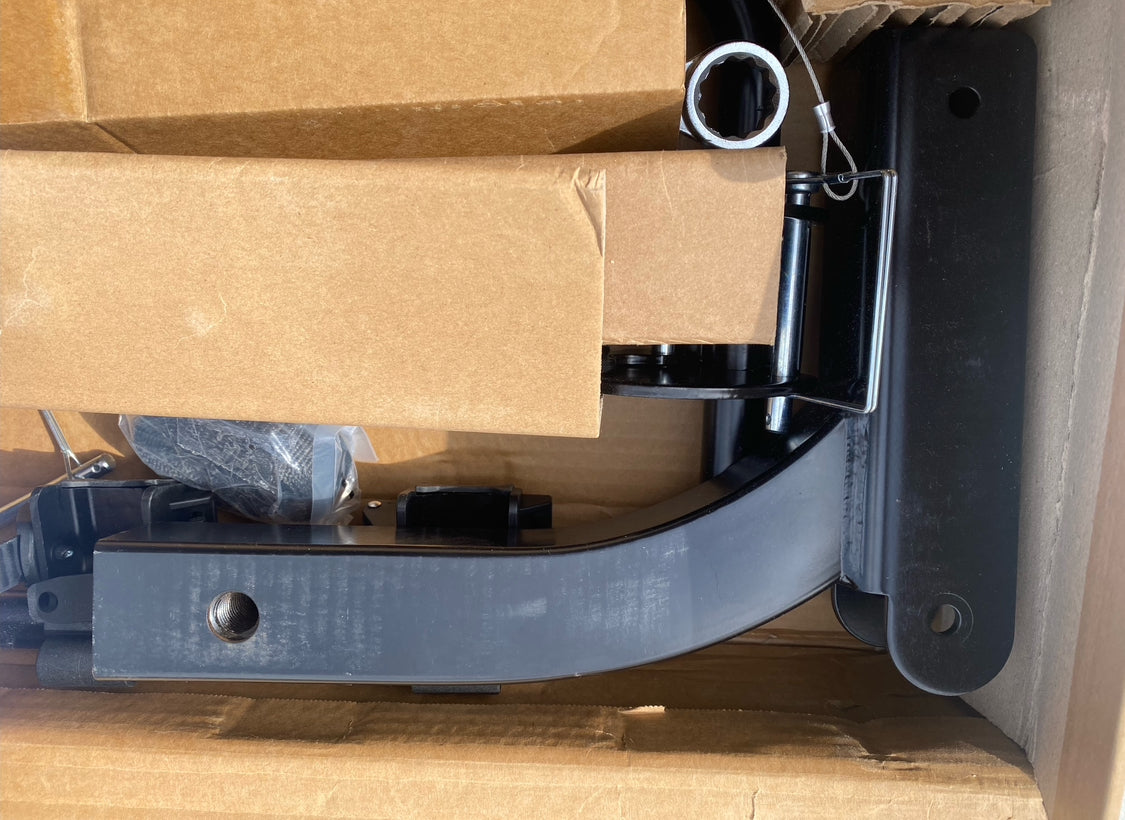 New Other Amazon Basics 4-Bike Hitch Rack With 2" Hitch For Car, SUV & Truck
