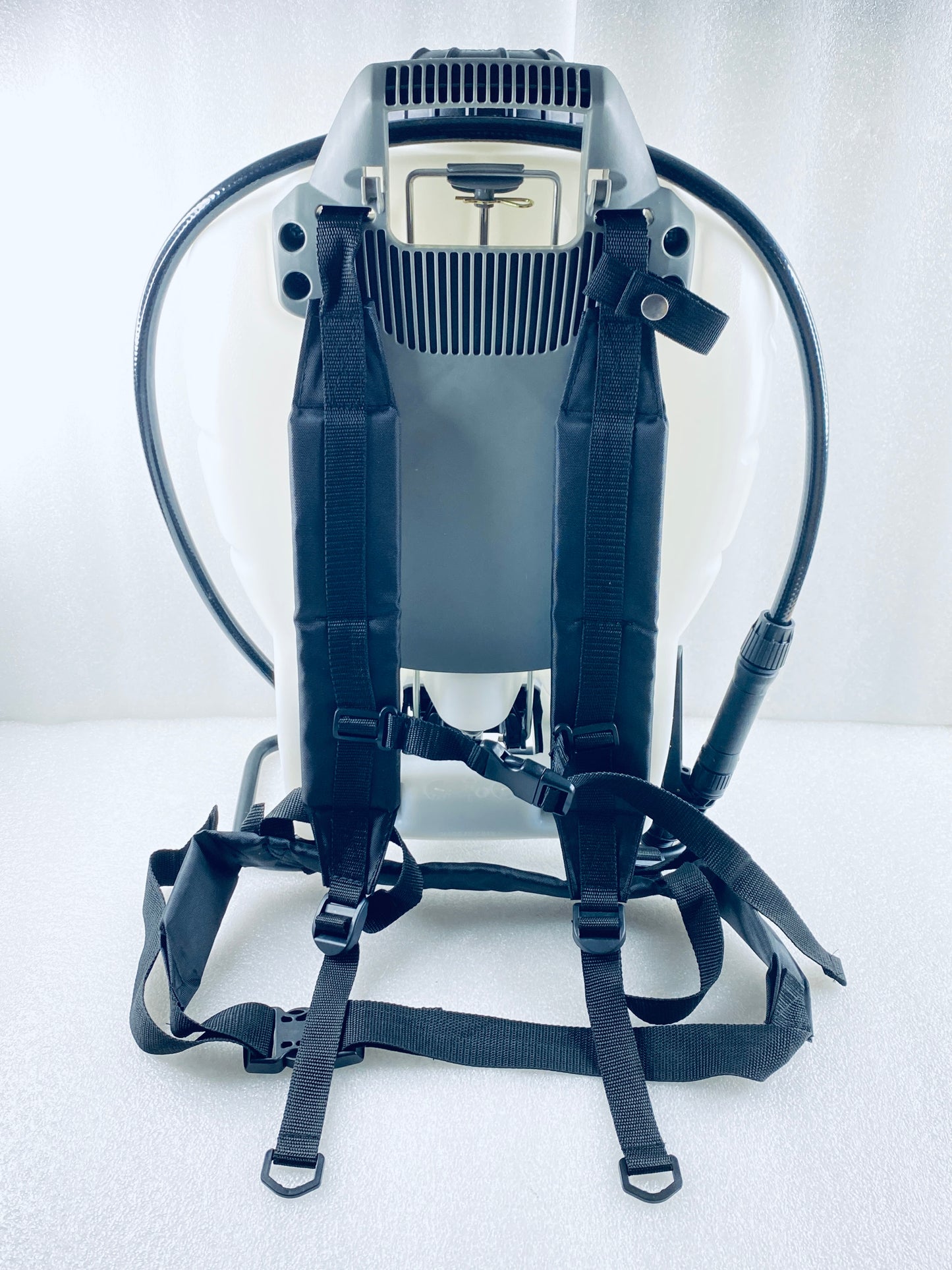 New Other Roundup 4Gal Pro No Leak Pump Backpack Sprayer For Herbicides & Weeds