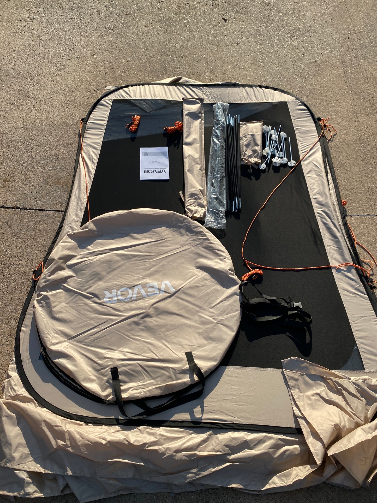 Like New VEVOR 10’ x 9.2’ Pop Up Screen House Tent With Awning For 4–8 People