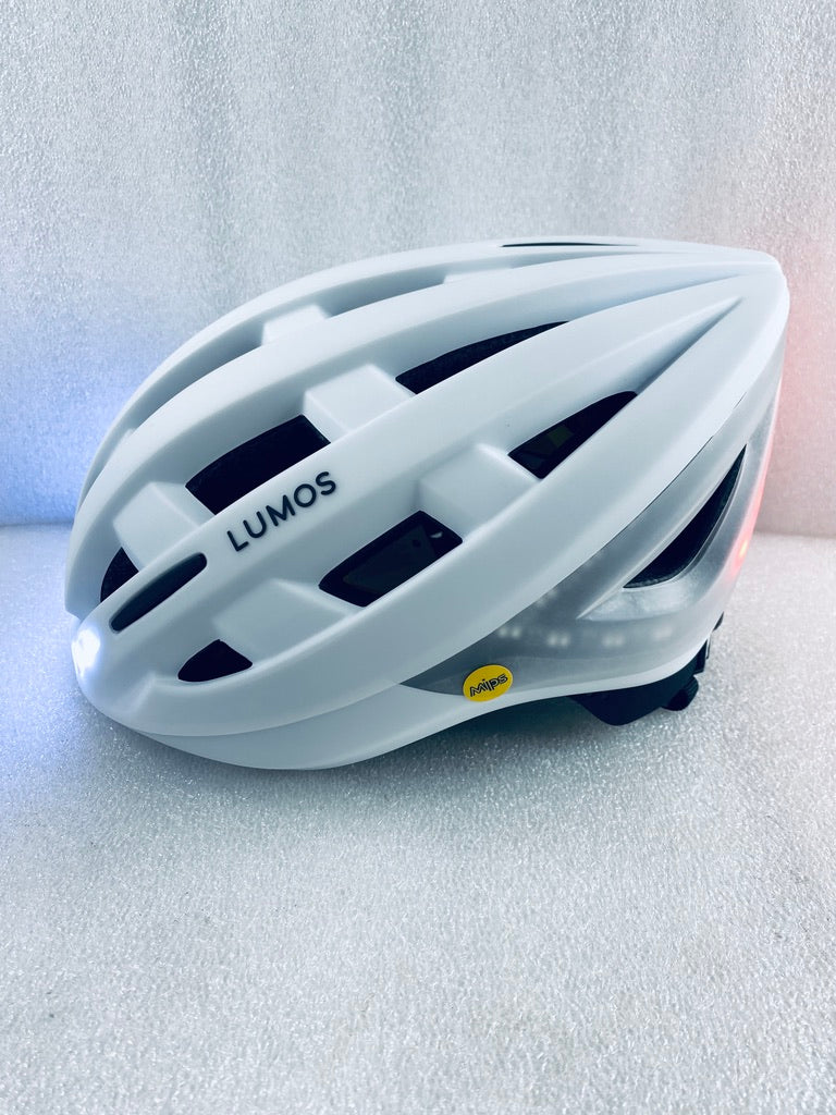 New Other Lumos Kickstart II M/L Bluetooth White Smart Bike Helmet With Remote