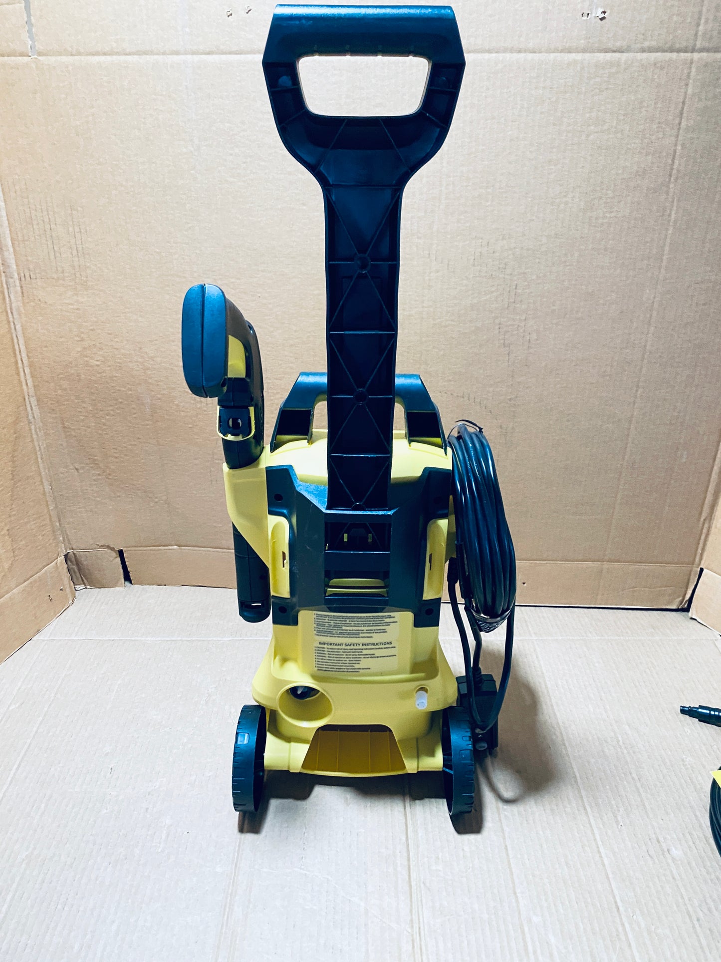 Kärcher K2 Power Control Pressure Washer With 2000 Max PSI & 25 ft. Hose