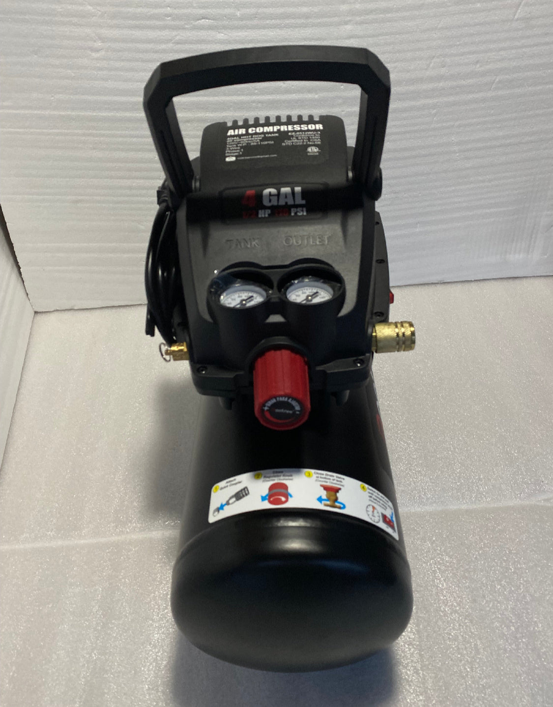 New Other 4 Gallon Portable Air Compressor With 0.5HP & Max 110PSI, Black