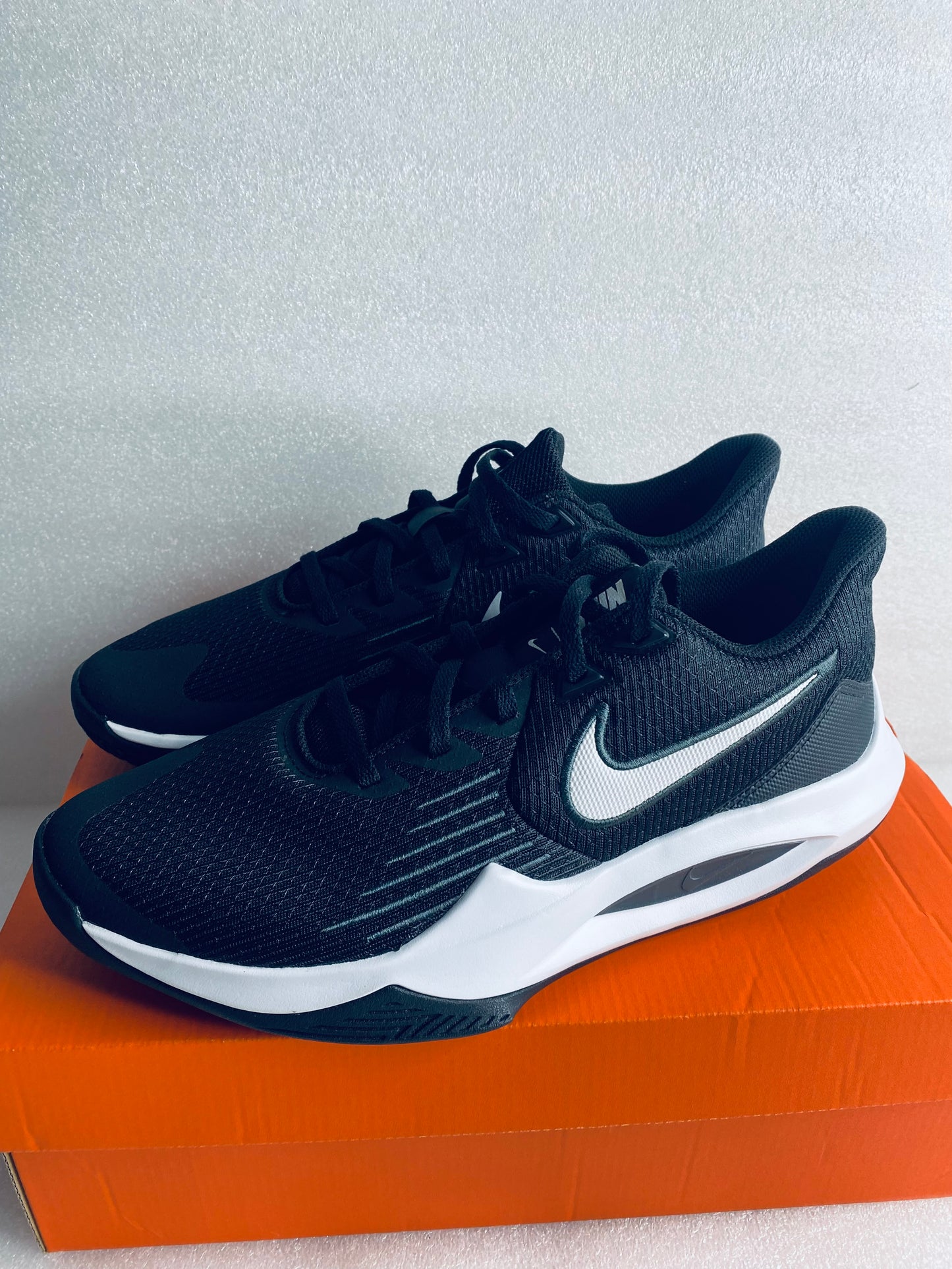 New Open Box Nike Precision V Shoe Size 9, Black & White, CW3403-003