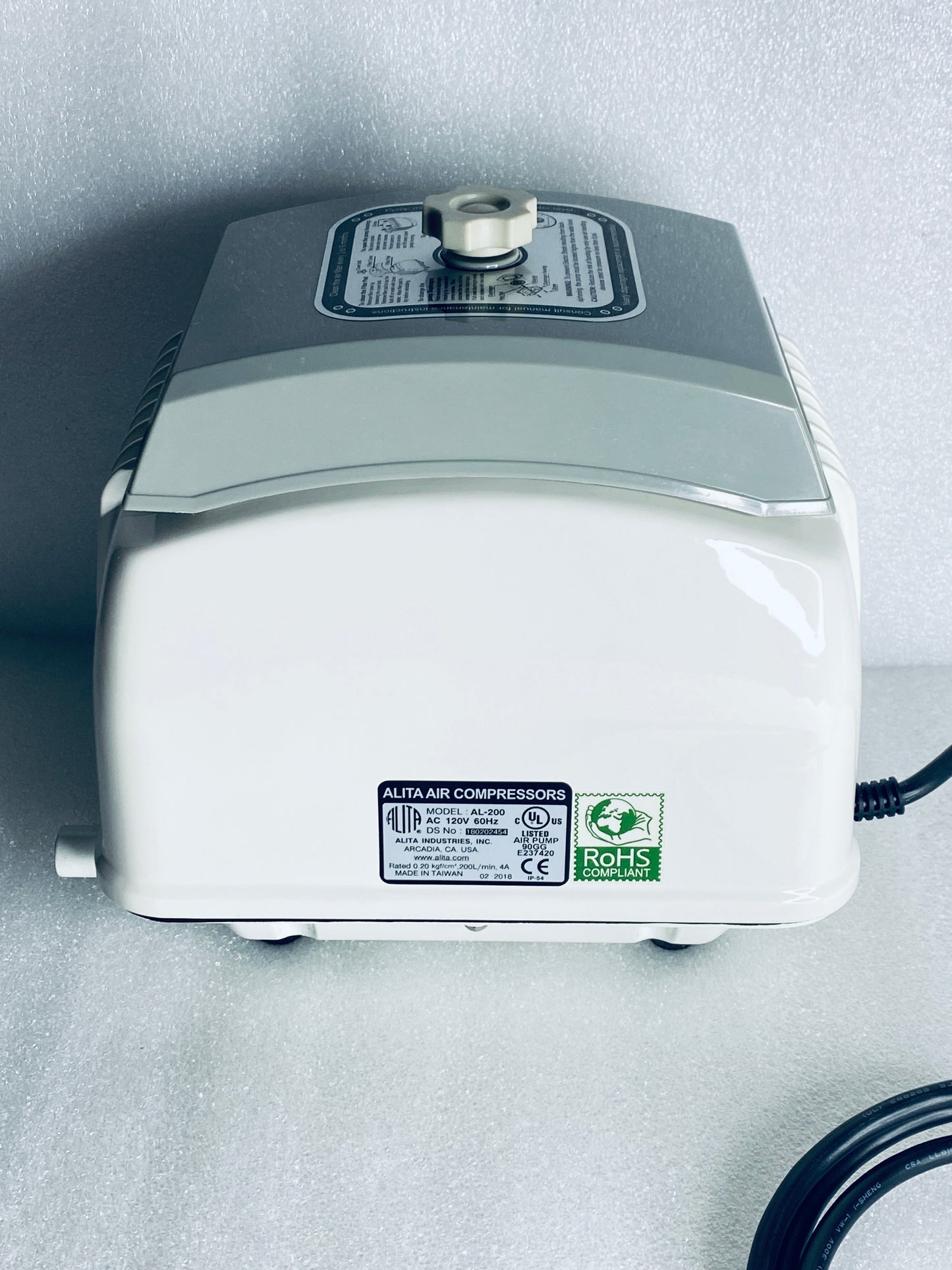 Lot Of New Other-Alita Linear Air Pump 115VAC 200LPM & (3) 10" Diffusers & Bases