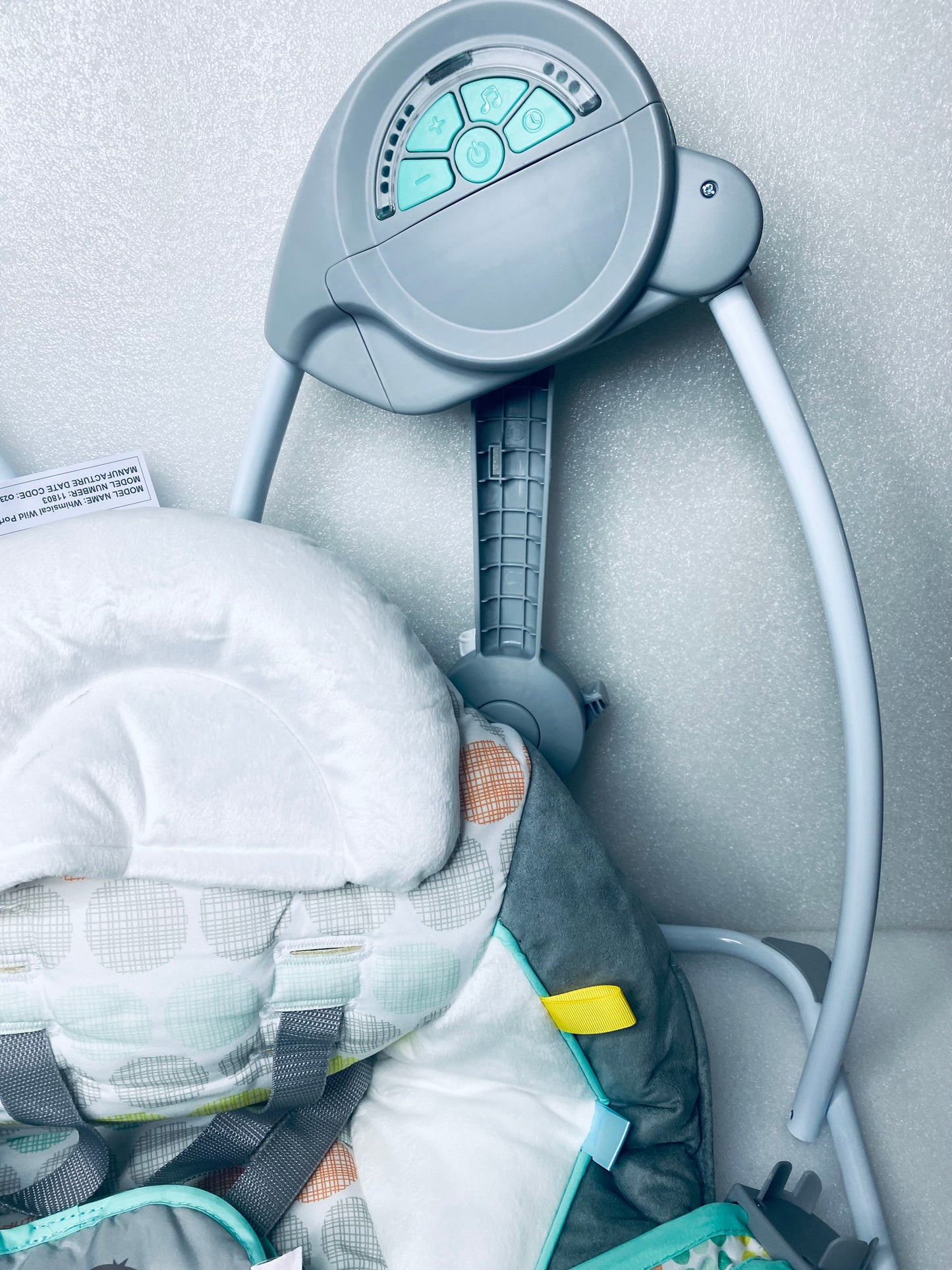 Bright Starts Automatic 6-Speed Portable Baby Swing, Whimsical Wild