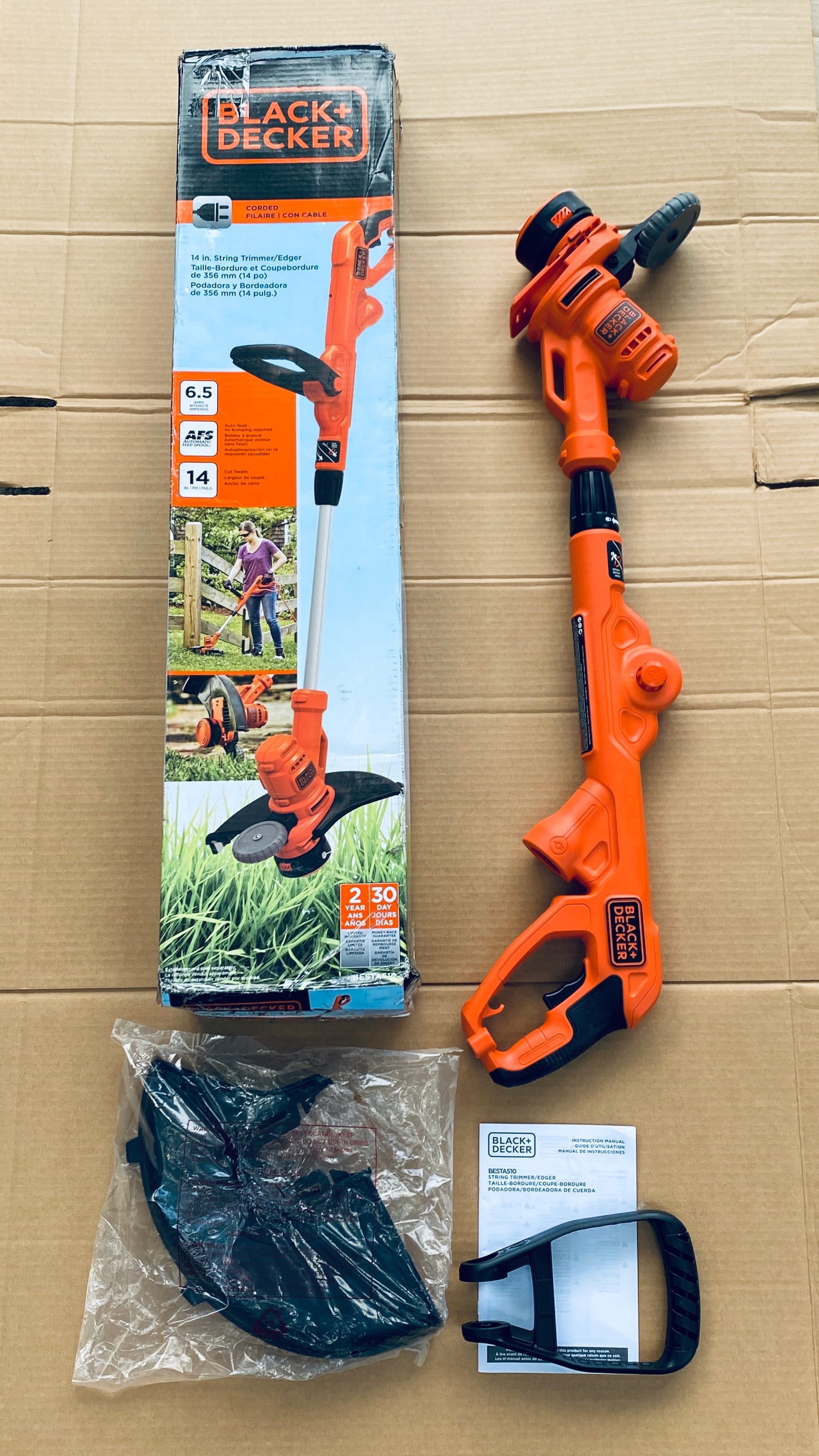 New Open Box Black & Decker 2In1 Auto Feed 6.5 Amp 14” String Trimmer/Lawn Edger