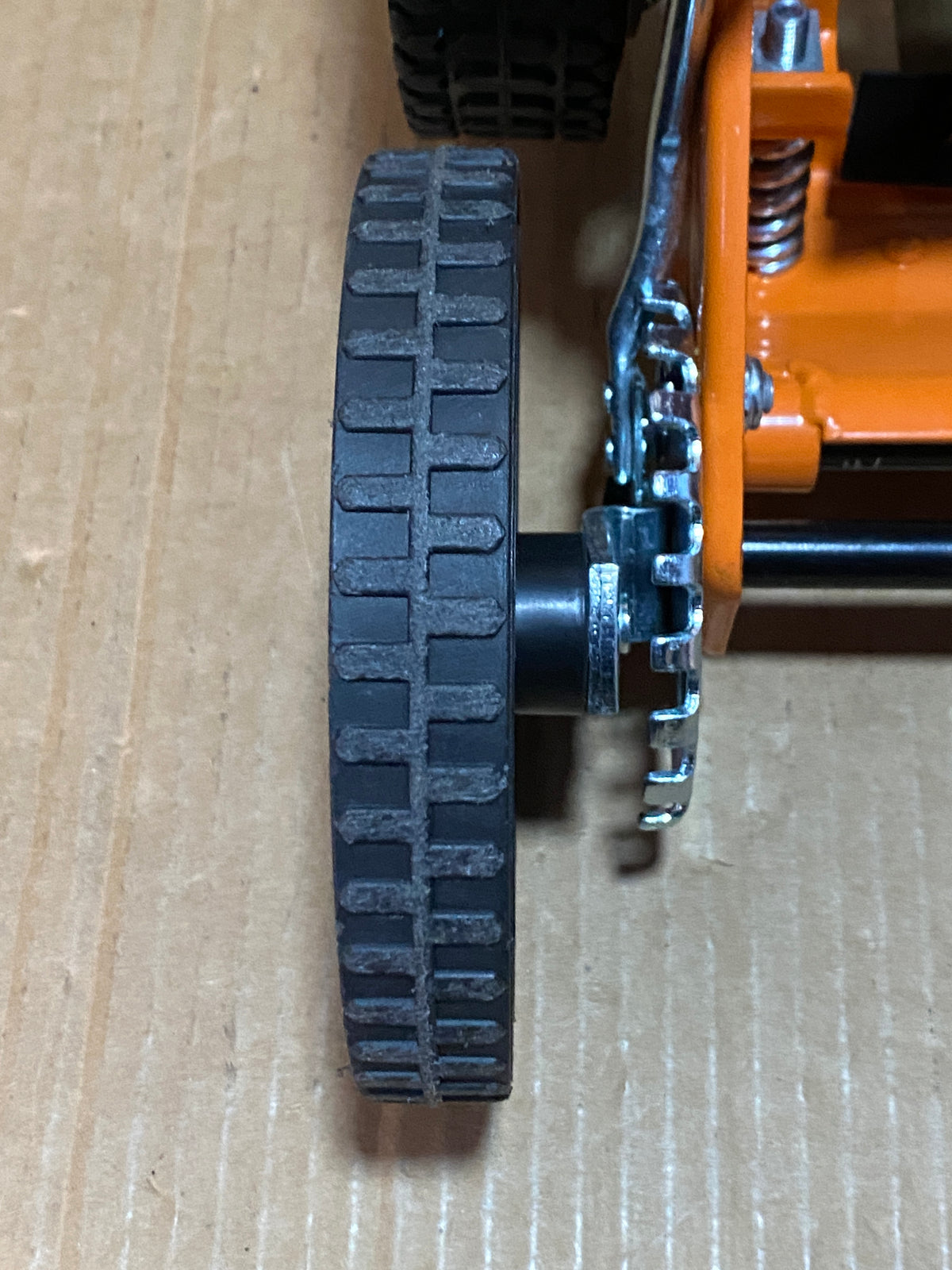 Like New LawnMaster 18" 5-Blade Manual Push Reel Lawn Mower, Orange/Black