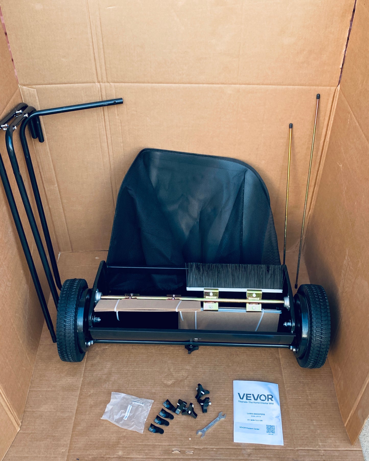 New Other Vevor Push Lawn Sweeper 26” Leaf & Grass Collector, Rubber Wheels