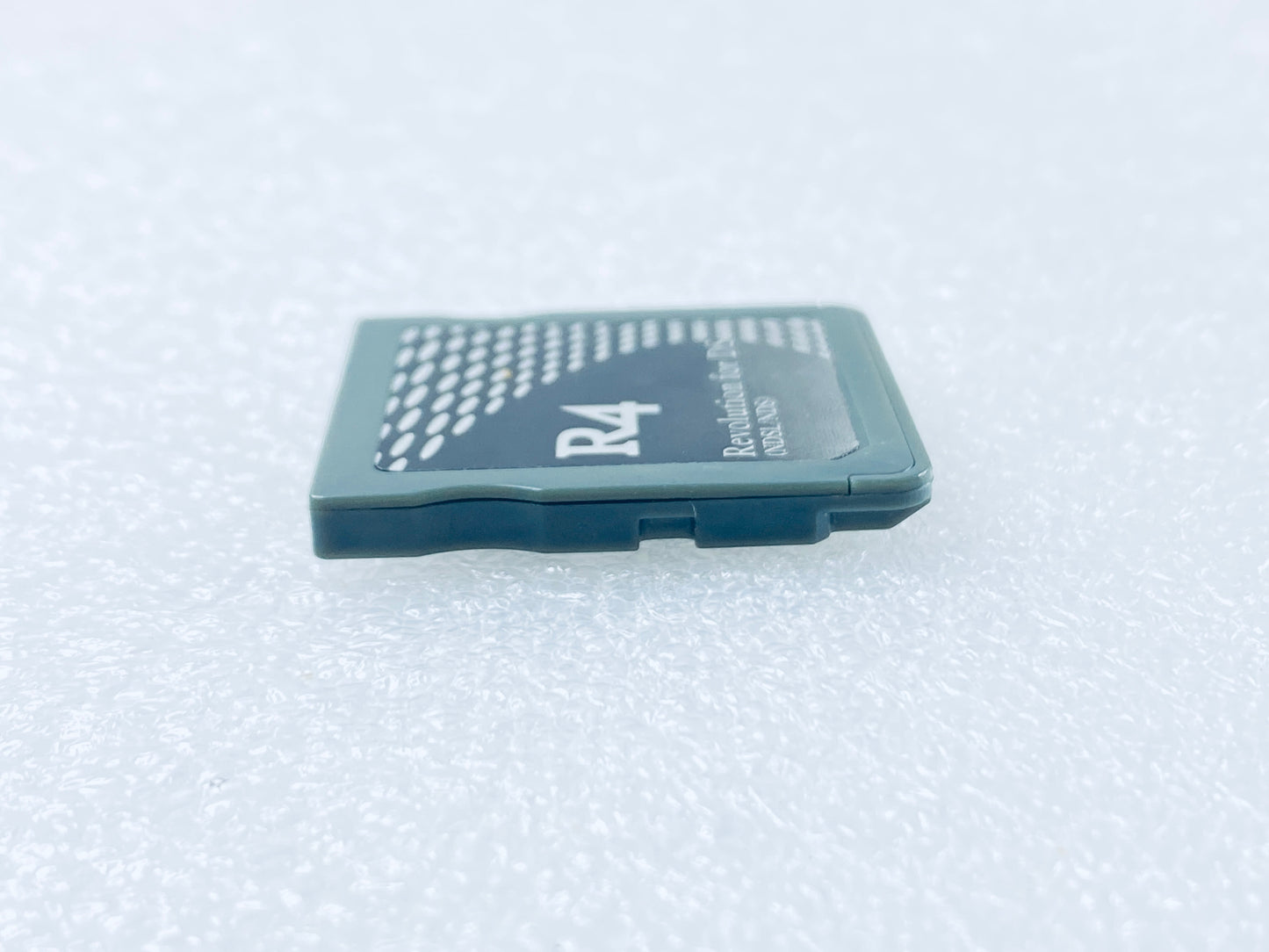 R4 Revolution For DS (NDSI/DS) Cartridge Only