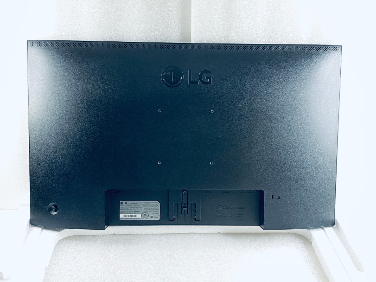 New Open Box LG 27" IPS 100Hz FHD LCD Monitor W/ AMD FreeSync Technology, Black